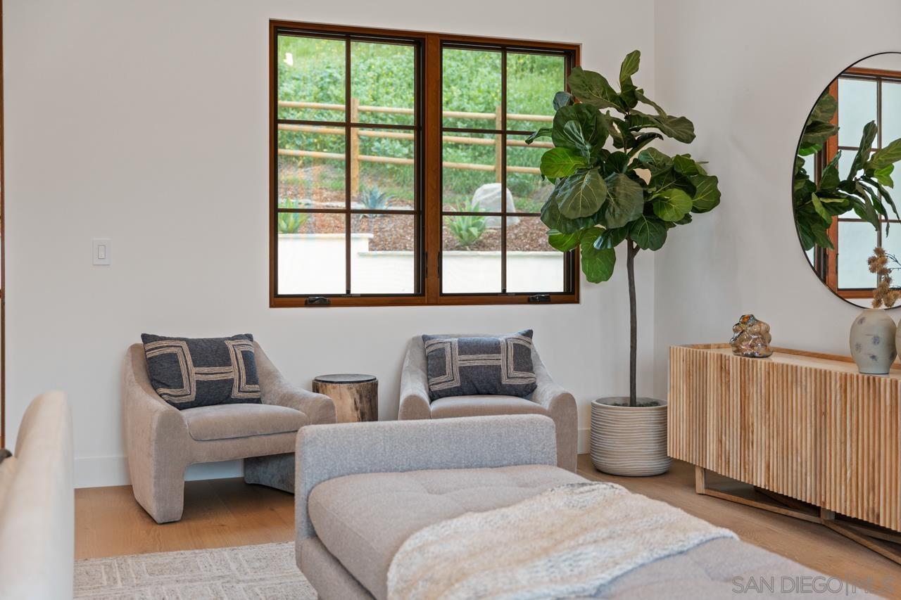 Detail Gallery Image 42 of 75 For 5758  Las Palomas, Rancho Santa Fe,  CA 92067 - 5 Beds | 5/2 Baths