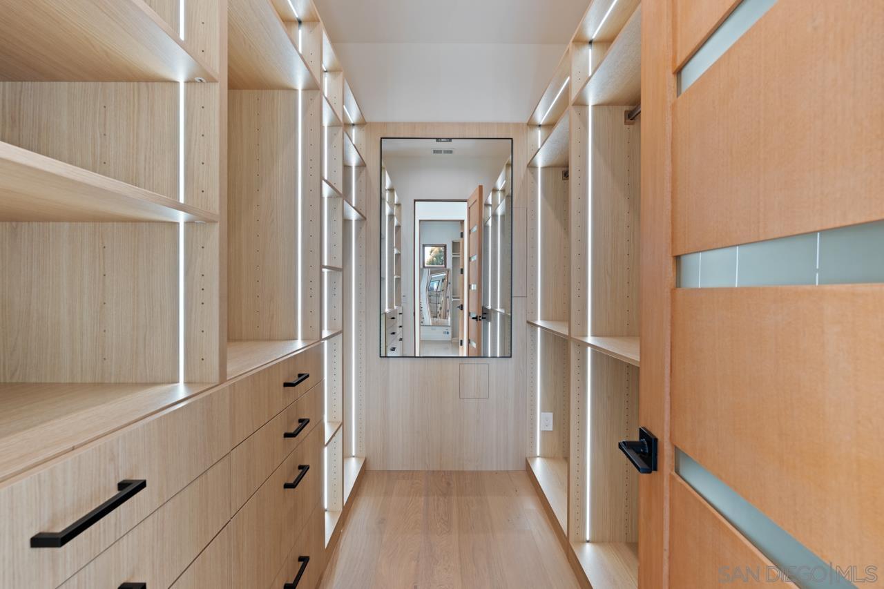 Detail Gallery Image 45 of 74 For 5758  Las Palomas, Rancho Santa Fe,  CA 92067 - 5 Beds | 5/2 Baths