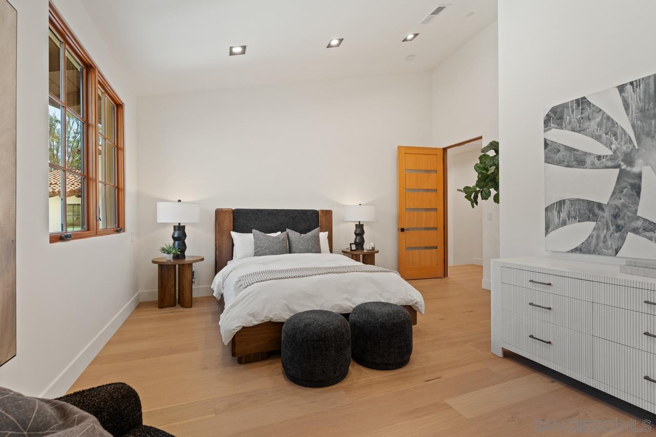 Detail Gallery Image 52 of 75 For 5758  Las Palomas, Rancho Santa Fe,  CA 92067 - 5 Beds | 5/2 Baths