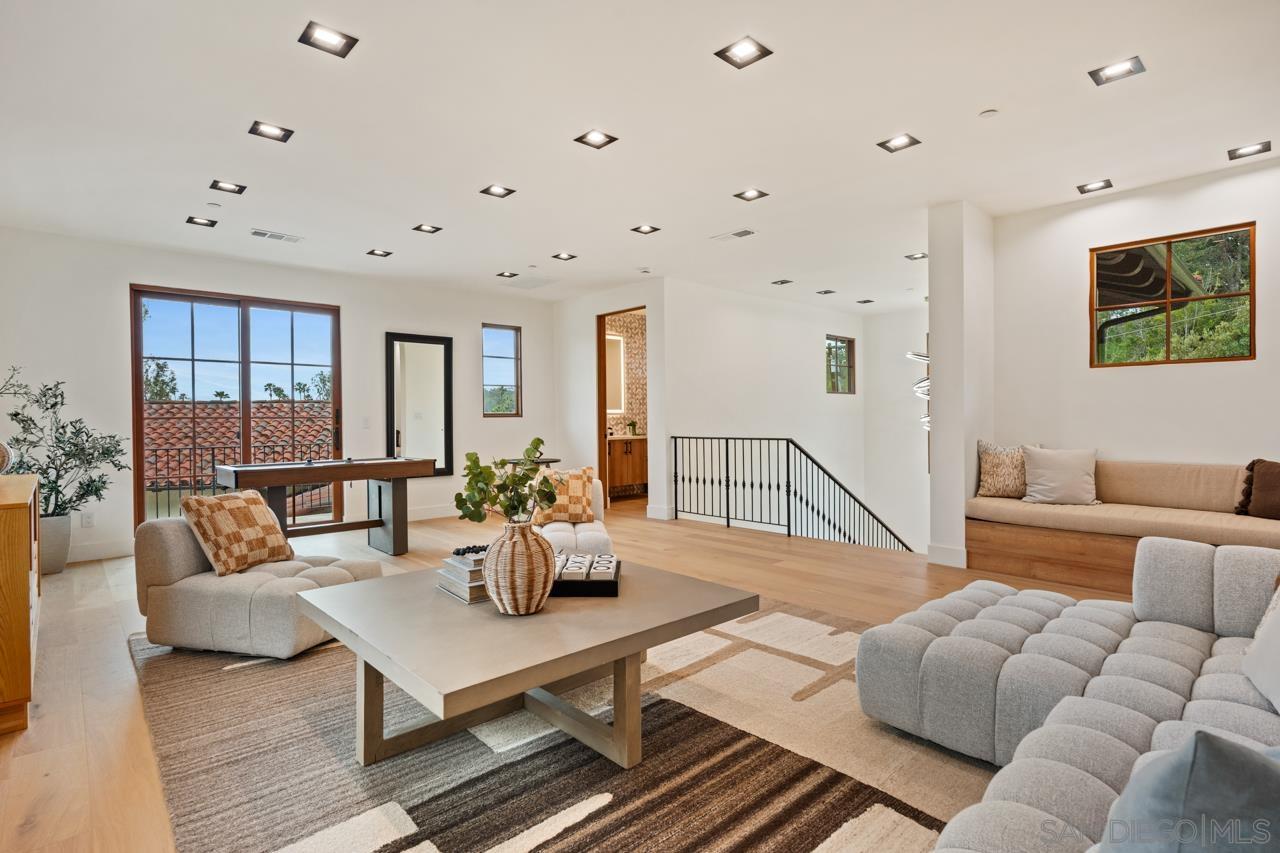 Detail Gallery Image 57 of 75 For 5758  Las Palomas, Rancho Santa Fe,  CA 92067 - 5 Beds | 5/2 Baths