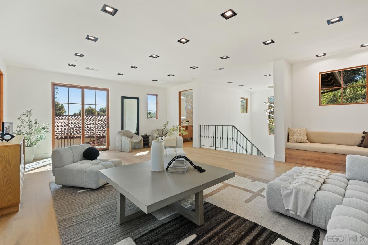 Detail Gallery Image 58 of 74 For 5758  Las Palomas, Rancho Santa Fe,  CA 92067 - 5 Beds | 5/2 Baths