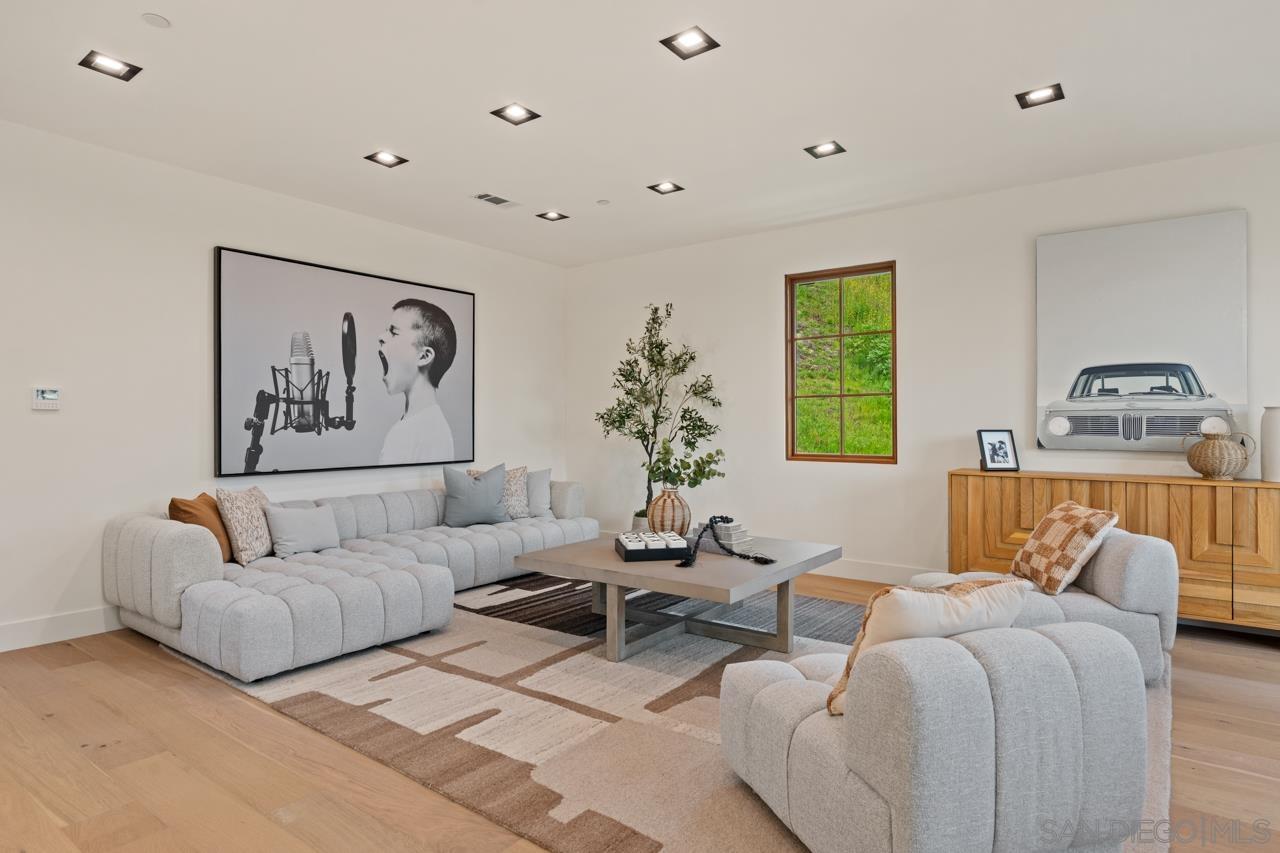 Detail Gallery Image 60 of 75 For 5758  Las Palomas, Rancho Santa Fe,  CA 92067 - 5 Beds | 5/2 Baths