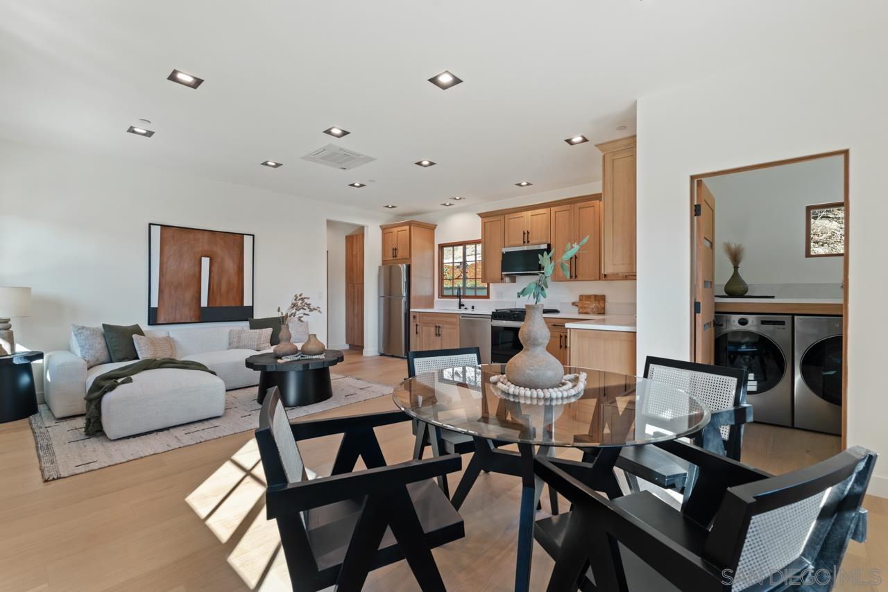 Detail Gallery Image 68 of 75 For 5758  Las Palomas, Rancho Santa Fe,  CA 92067 - 5 Beds | 5/2 Baths