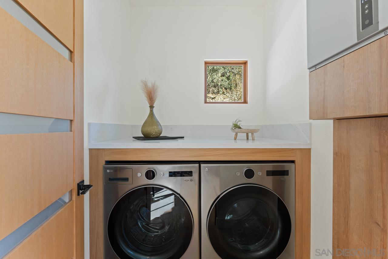 Detail Gallery Image 72 of 75 For 5758  Las Palomas, Rancho Santa Fe,  CA 92067 - 5 Beds | 5/2 Baths