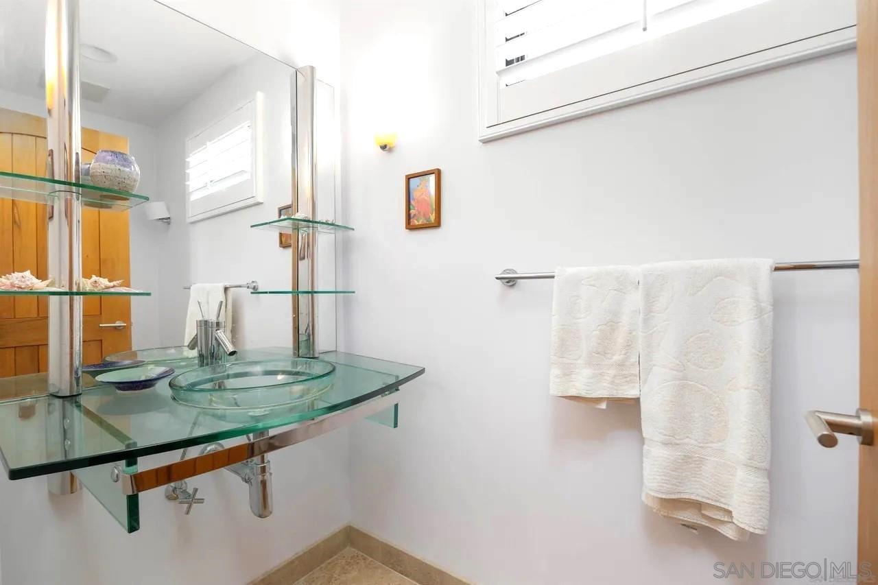 Detail Gallery Image 19 of 22 For 13024  Caminito Mar Villa, Del Mar,  CA 92014 - 2 Beds | 2/1 Baths