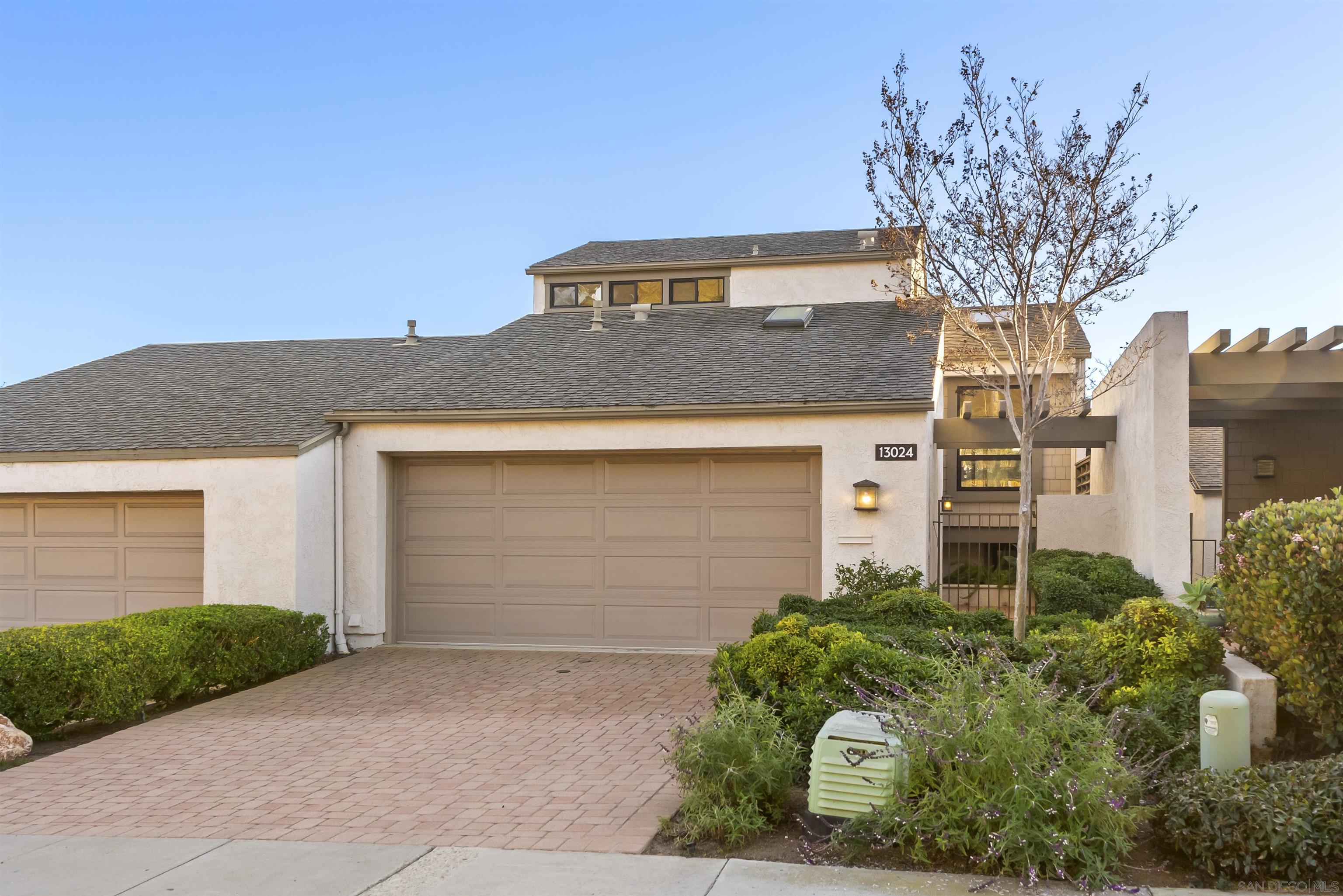 Detail Gallery Image 6 of 22 For 13024  Caminito Mar Villa, Del Mar,  CA 92014 - 2 Beds | 2/1 Baths