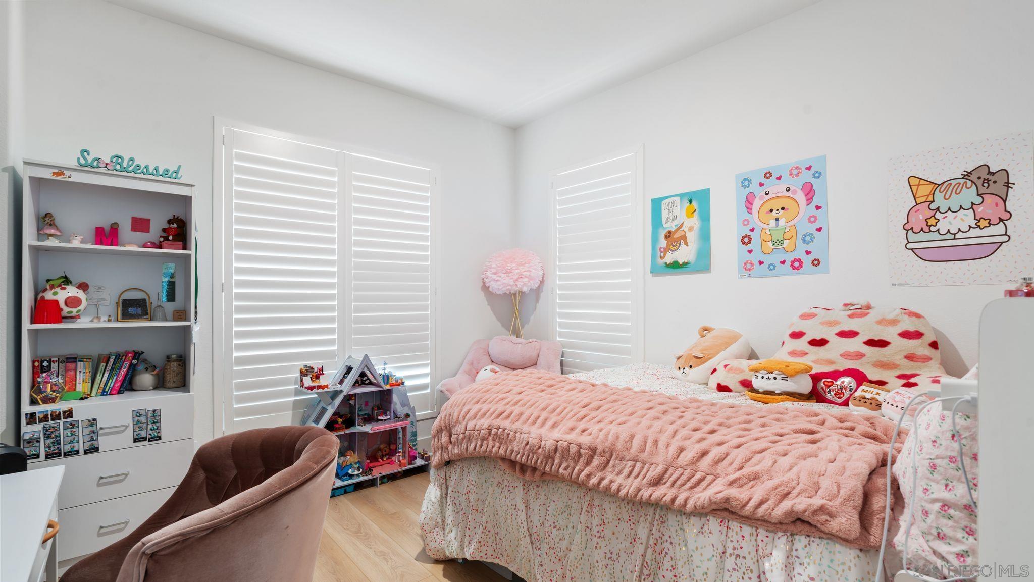 Detail Gallery Image 19 of 37 For 15681  Rennyson Way, San Diego,  CA 92127 - 4 Beds | 3/1 Baths