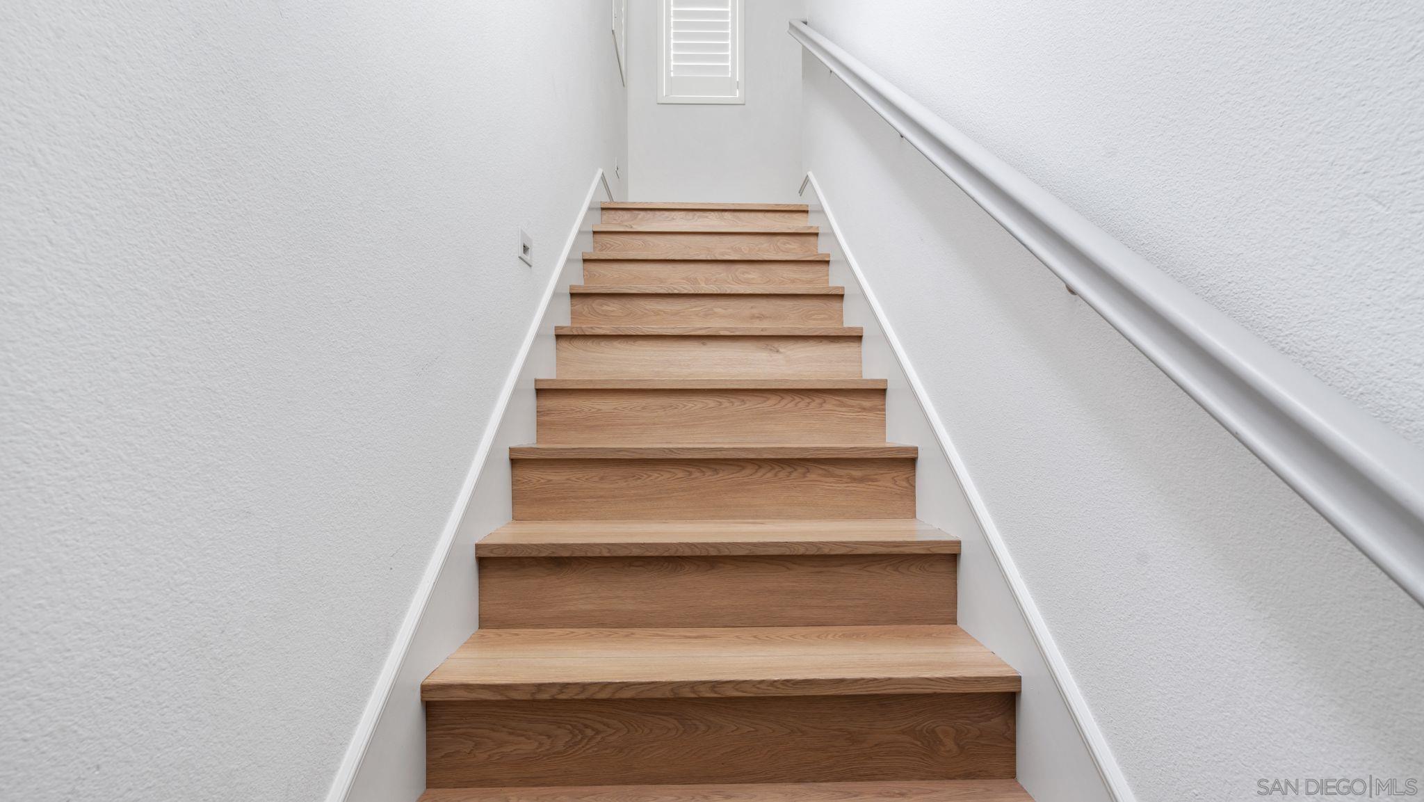 Detail Gallery Image 25 of 37 For 15681  Rennyson Way, San Diego,  CA 92127 - 4 Beds | 3/1 Baths