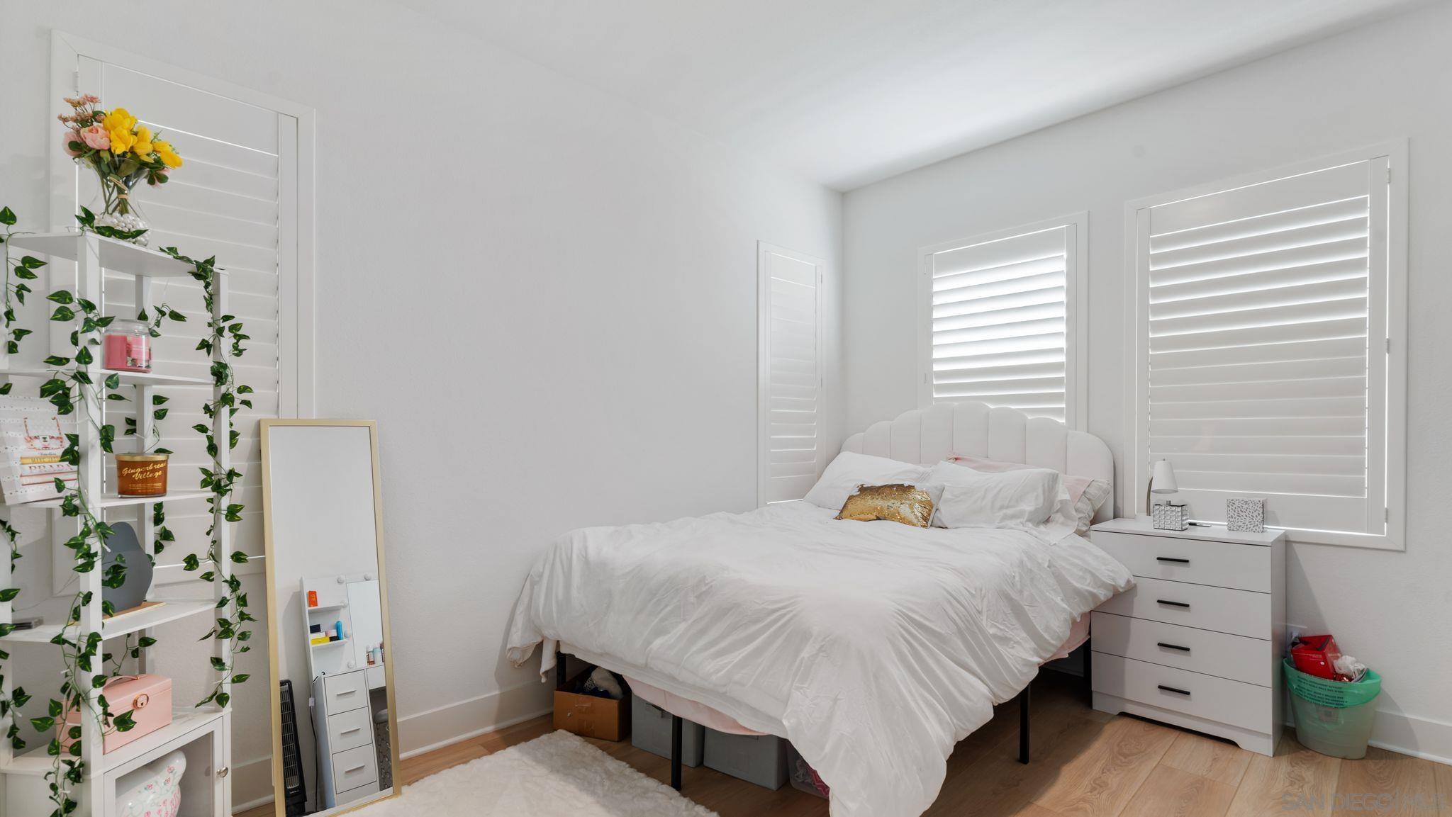 Detail Gallery Image 29 of 37 For 15681  Rennyson Way, San Diego,  CA 92127 - 4 Beds | 3/1 Baths