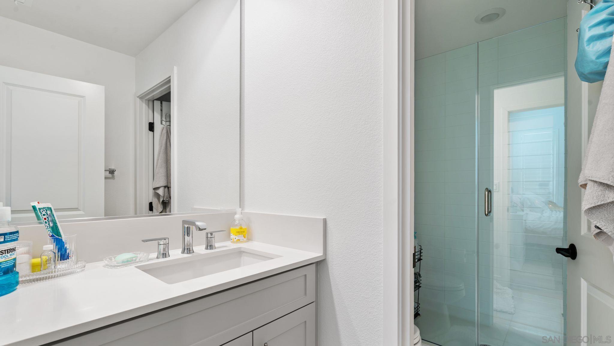 Detail Gallery Image 30 of 37 For 15681  Rennyson Way, San Diego,  CA 92127 - 4 Beds | 3/1 Baths