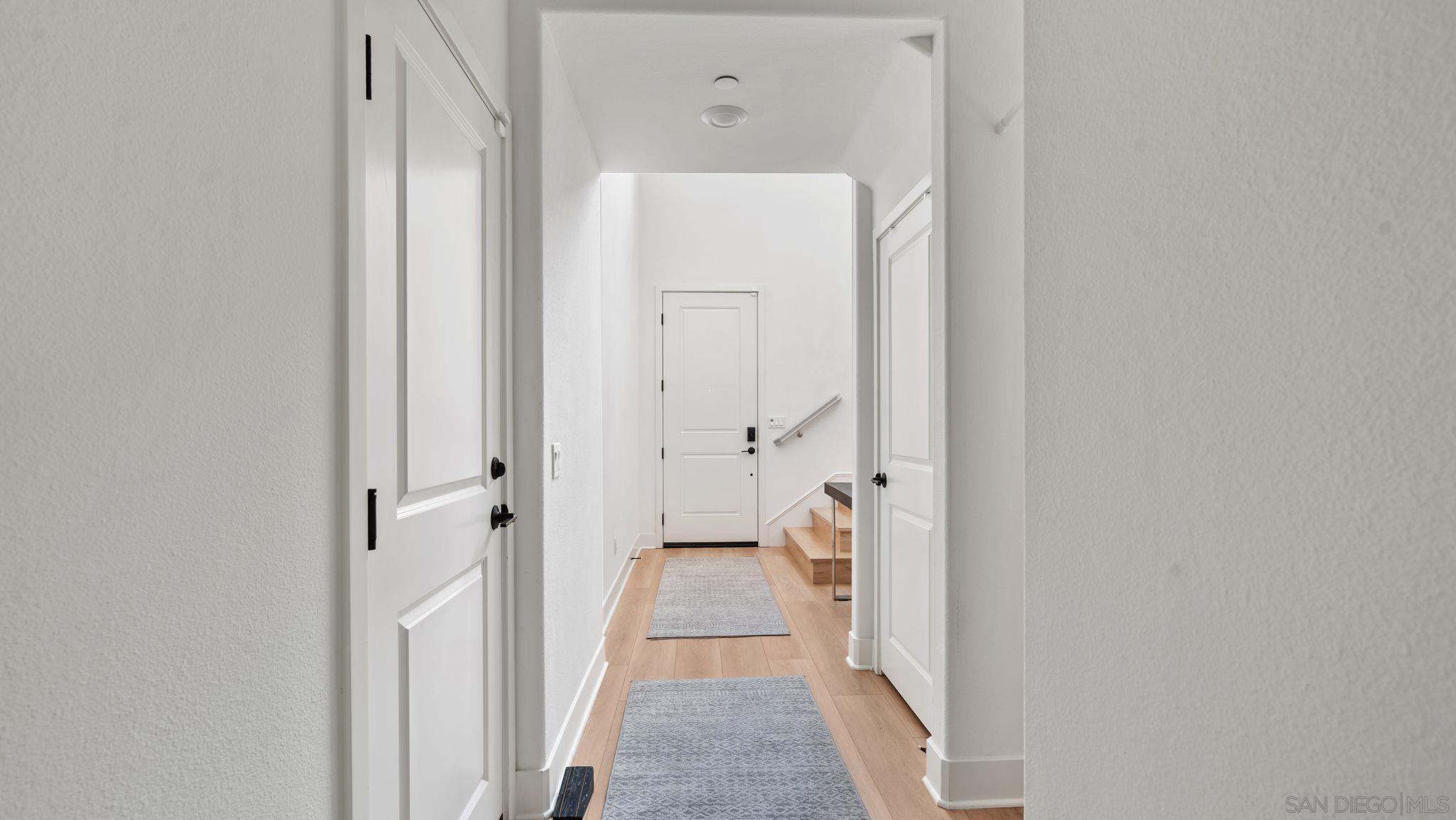 Detail Gallery Image 31 of 37 For 15681  Rennyson Way, San Diego,  CA 92127 - 4 Beds | 3/1 Baths