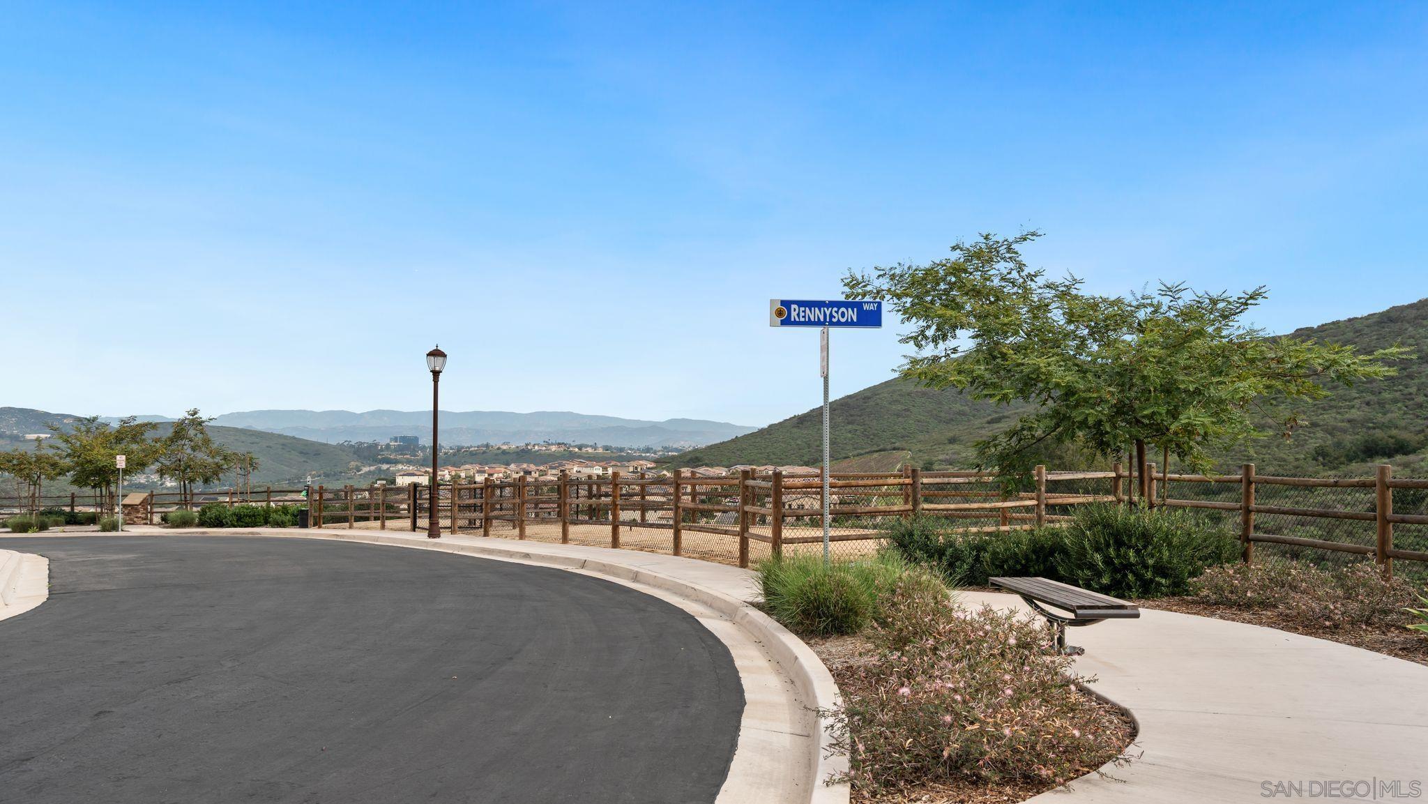 Detail Gallery Image 36 of 37 For 15681  Rennyson Way, San Diego,  CA 92127 - 4 Beds | 3/1 Baths