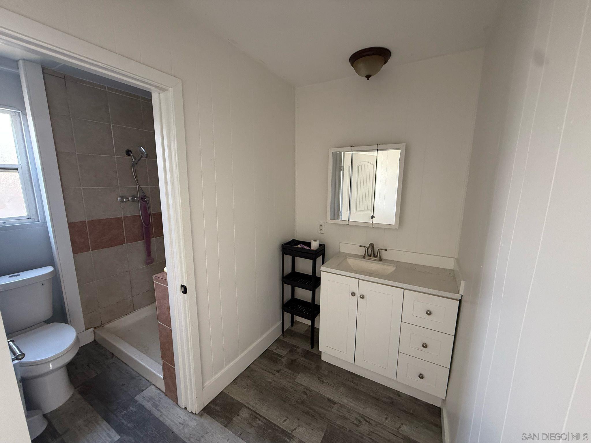 Detail Gallery Image 11 of 11 For 1733  Dahlia Ave, San Diego,  CA 92154 - 2 Beds | 2 Baths