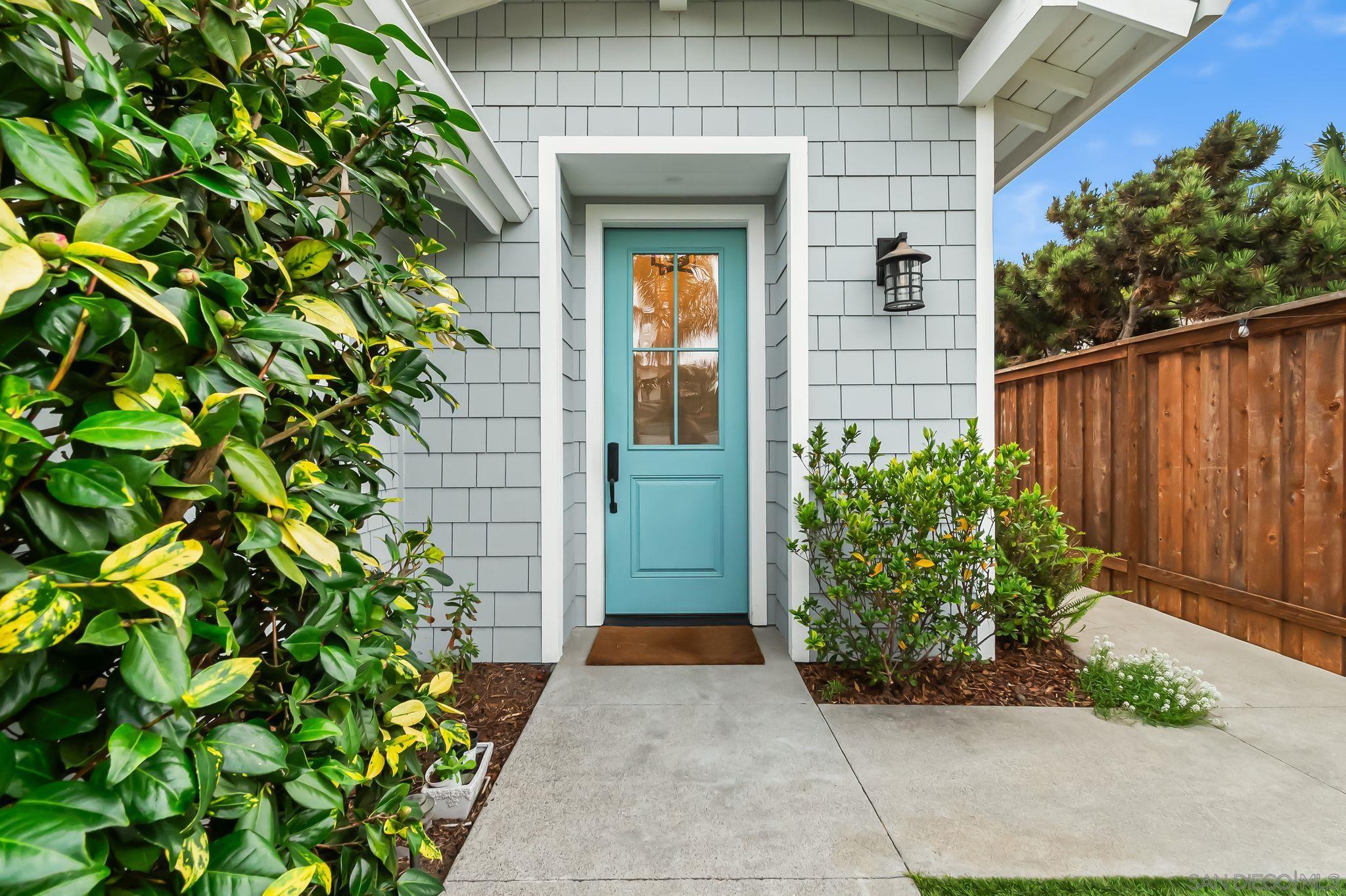 Detail Gallery Image 5 of 31 For 13814  Recuerdo Dr, Del Mar,  CA 92014 - 4 Beds | 2 Baths