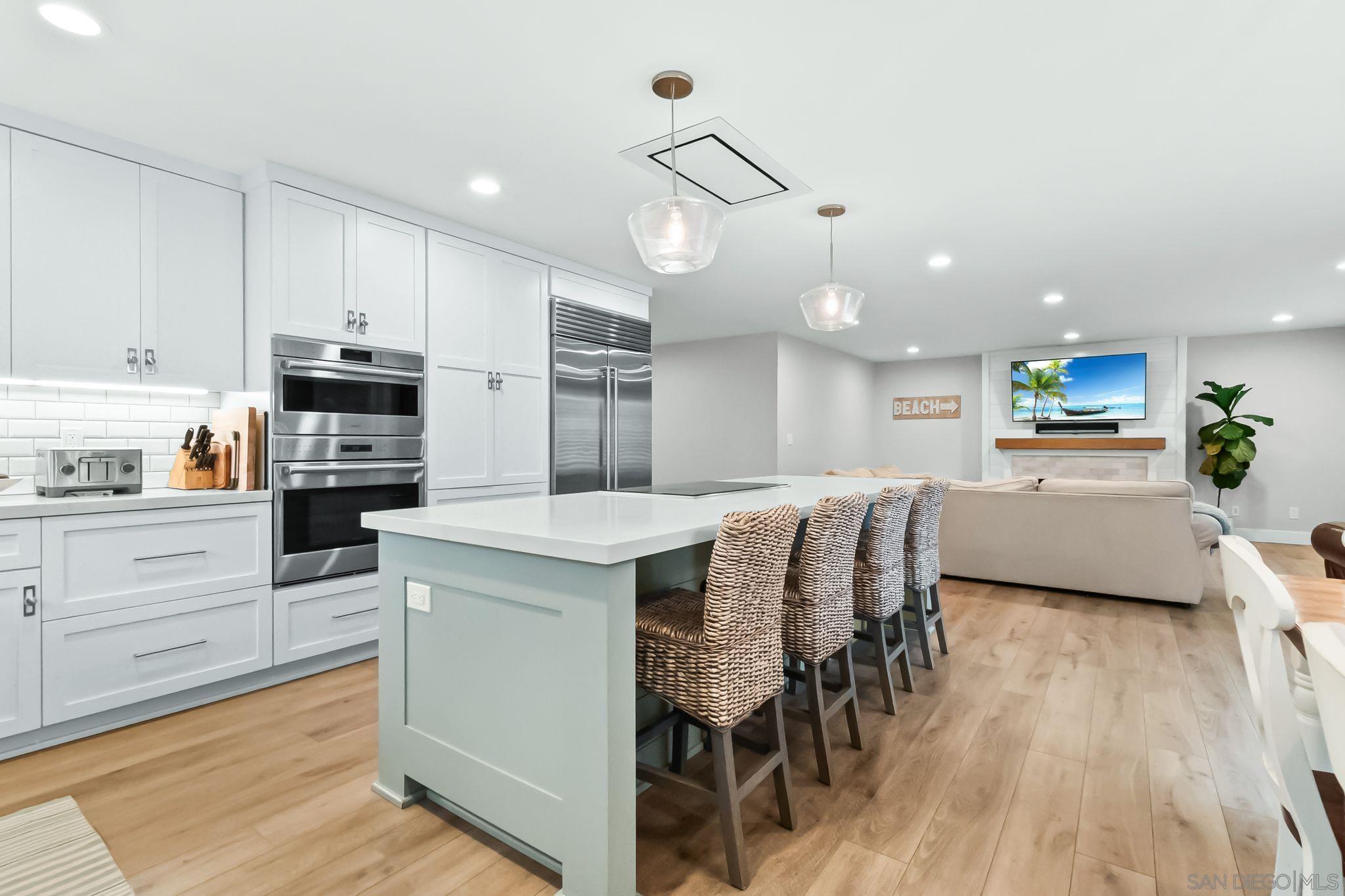 Detail Gallery Image 10 of 31 For 13814  Recuerdo Dr, Del Mar,  CA 92014 - 4 Beds | 2 Baths