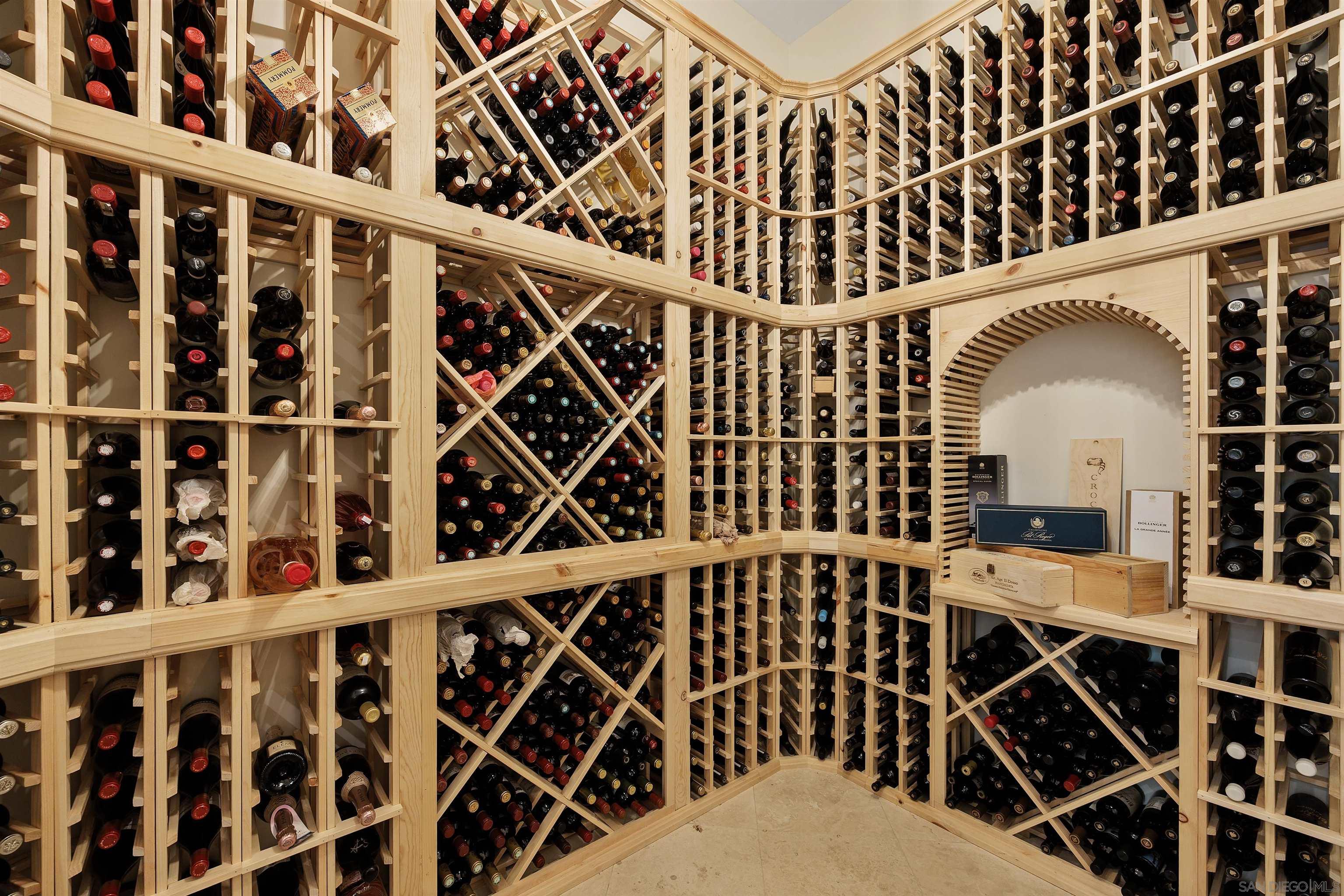 Detail Gallery Image 22 of 59 For 7545  Top O the Morning Way, San Diego,  CA 92127 - 4 Beds | 4/1 Baths