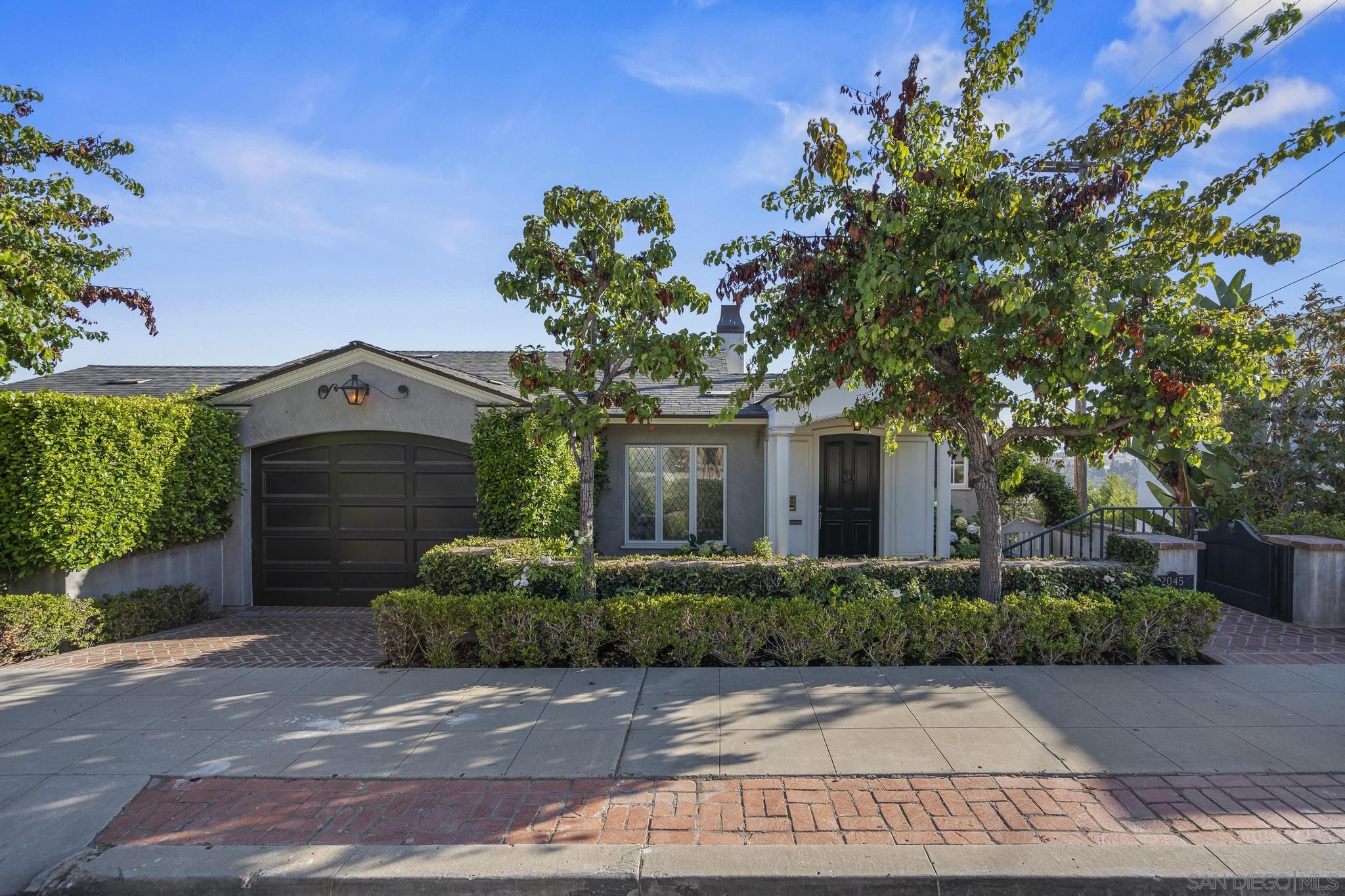 Front Image Thumbnail for SD2600908