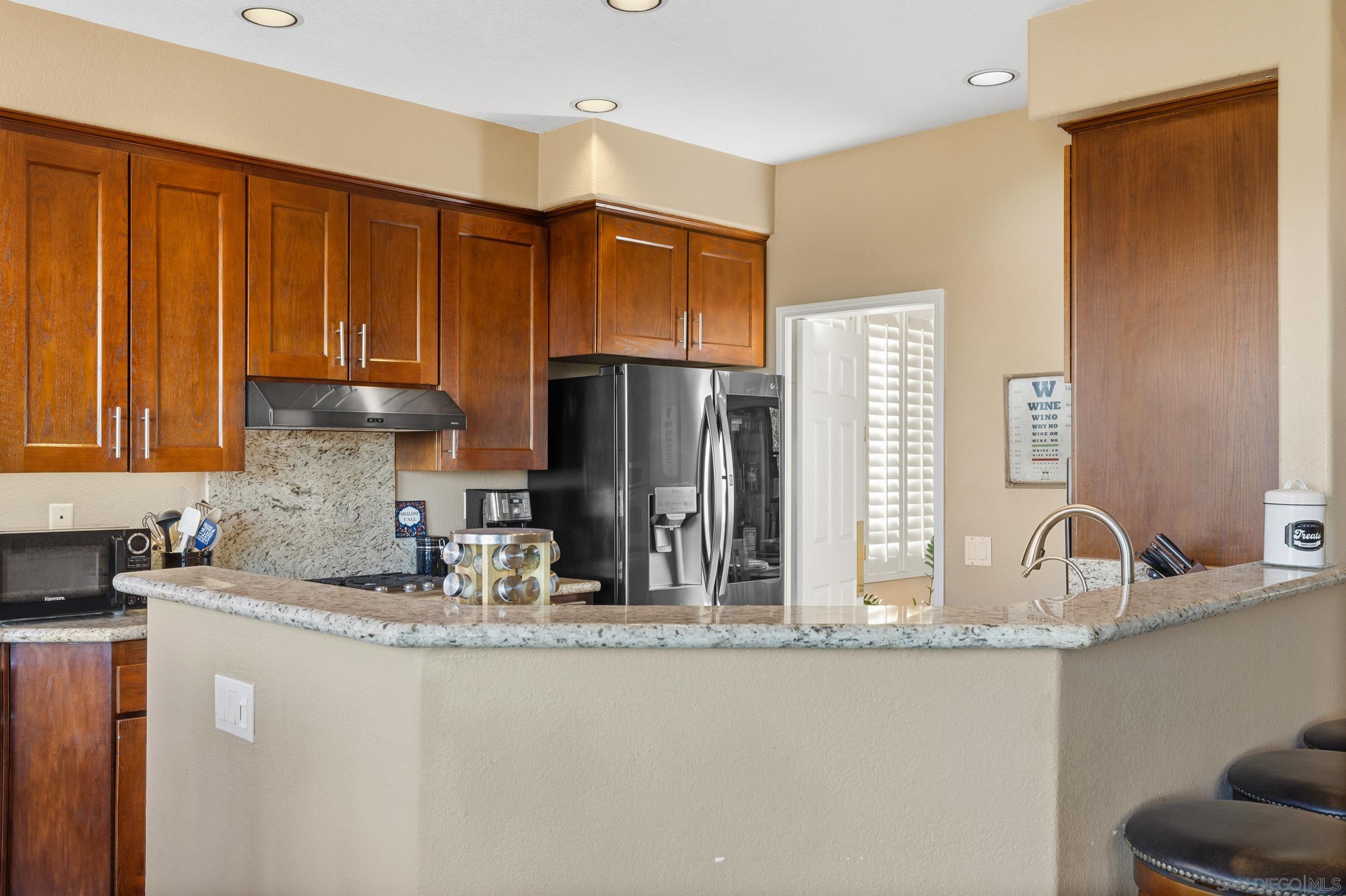 Detail Gallery Image 14 of 56 For 12676  Legacy Road, San Diego,  CA 92131 - 4 Beds | 3 Baths