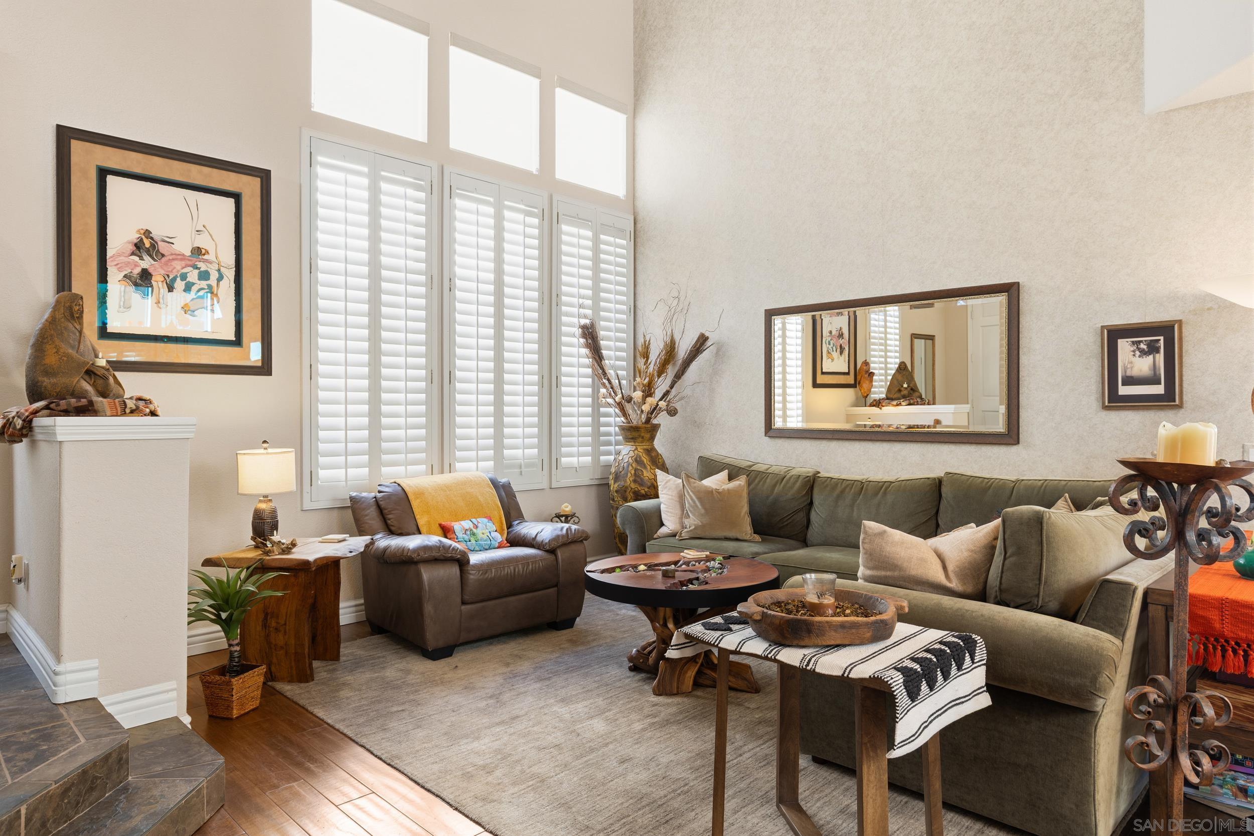 Detail Gallery Image 17 of 56 For 12676  Legacy Road, San Diego,  CA 92131 - 4 Beds | 3 Baths