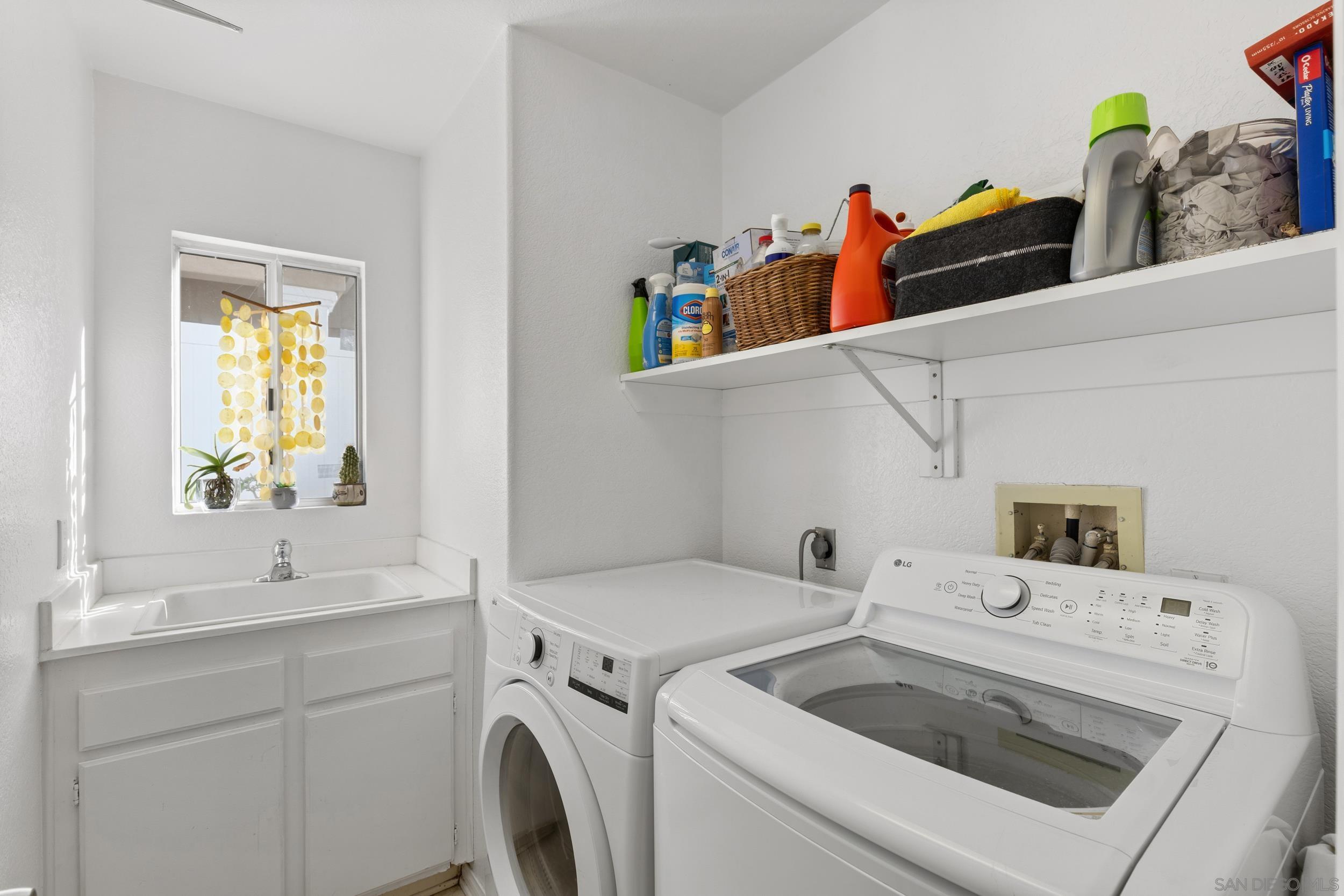 Detail Gallery Image 34 of 56 For 12676  Legacy Road, San Diego,  CA 92131 - 4 Beds | 3 Baths