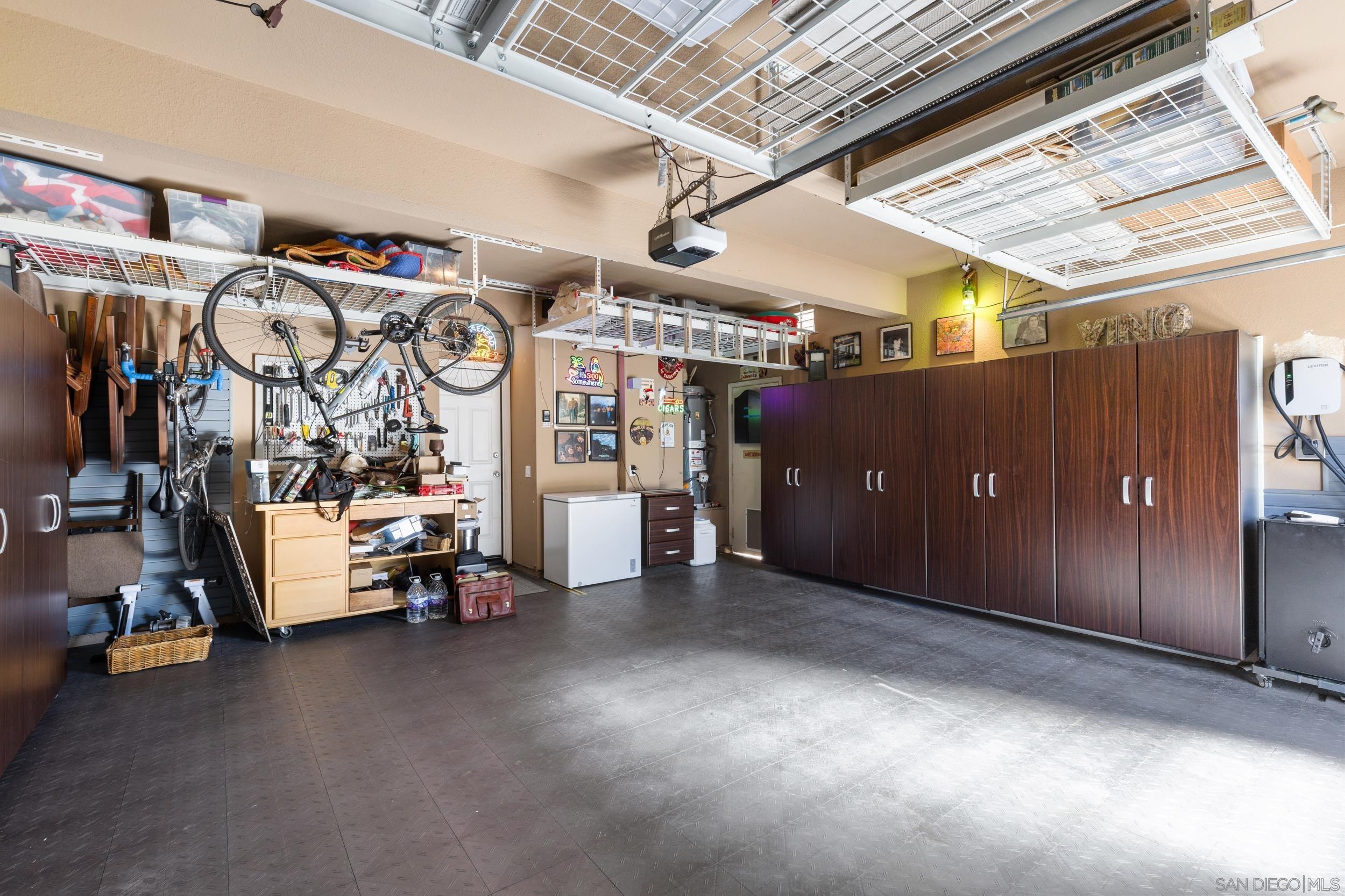 Detail Gallery Image 36 of 56 For 12676  Legacy Road, San Diego,  CA 92131 - 4 Beds | 3 Baths