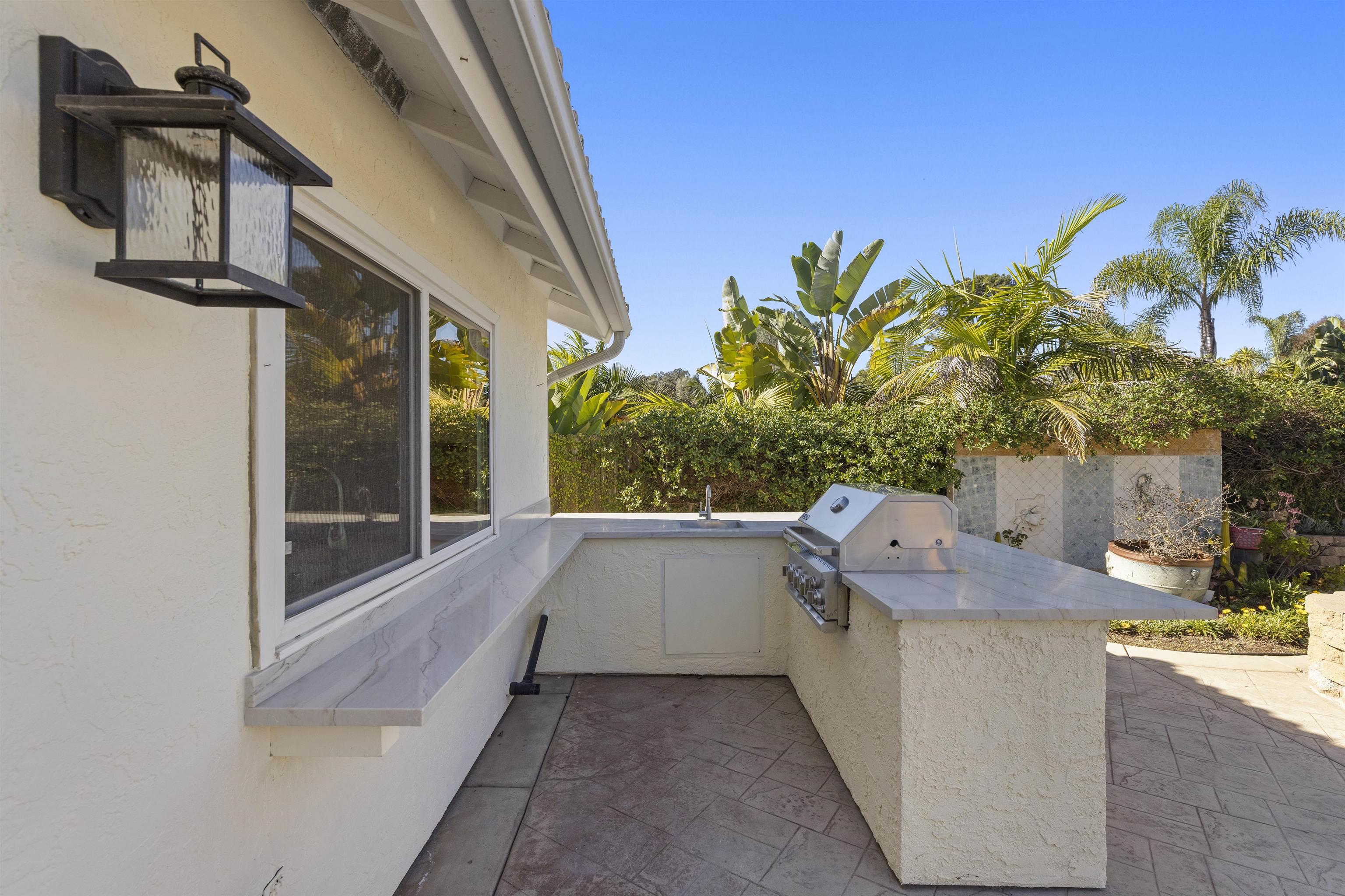 Detail Gallery Image 20 of 56 For 1510  Orangeview Dr  #1-2,  Encinitas,  CA 92024 - 5 Beds | 3 Baths