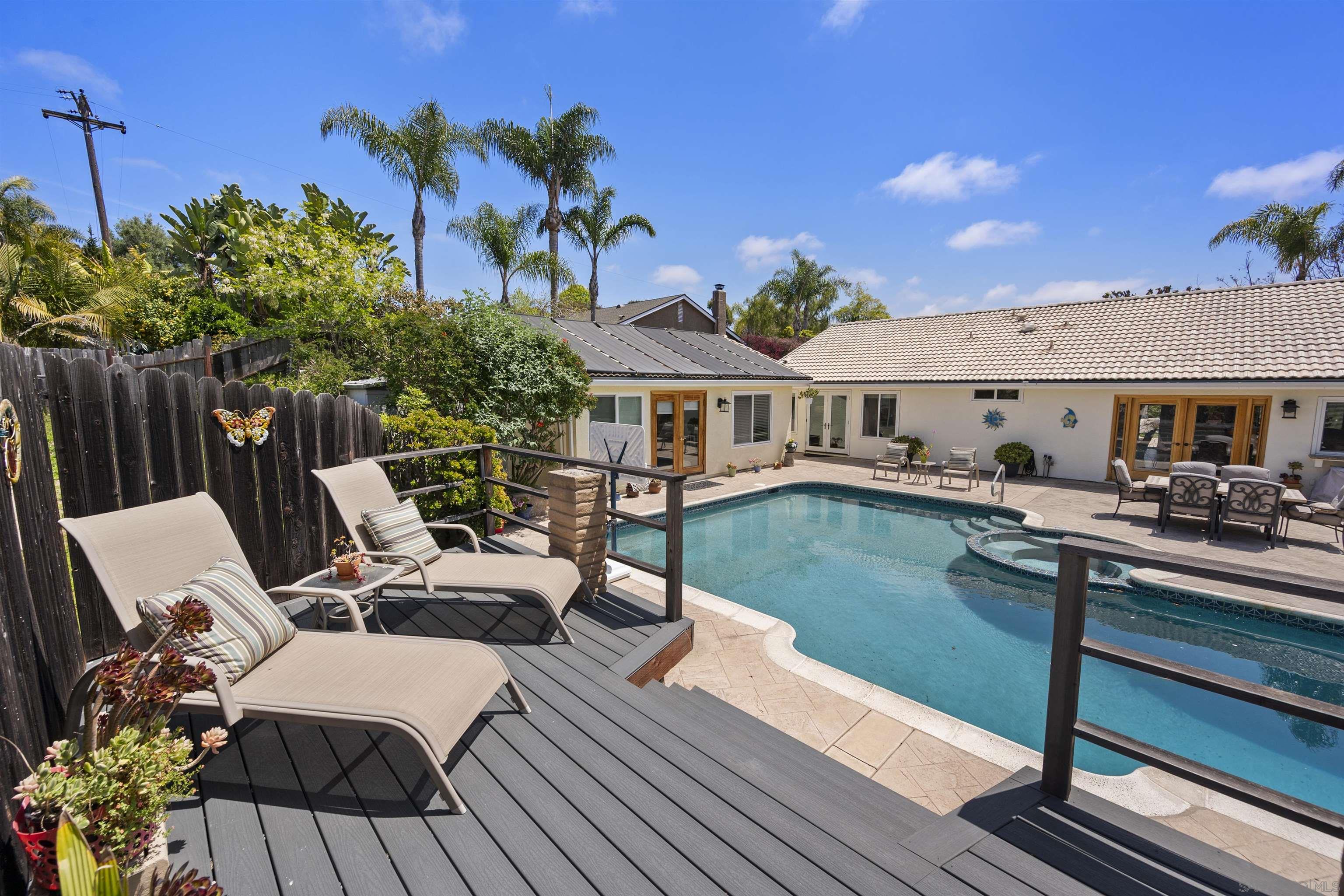 Detail Gallery Image 30 of 56 For 1510  Orangeview Dr  #1-2,  Encinitas,  CA 92024 - 5 Beds | 3 Baths