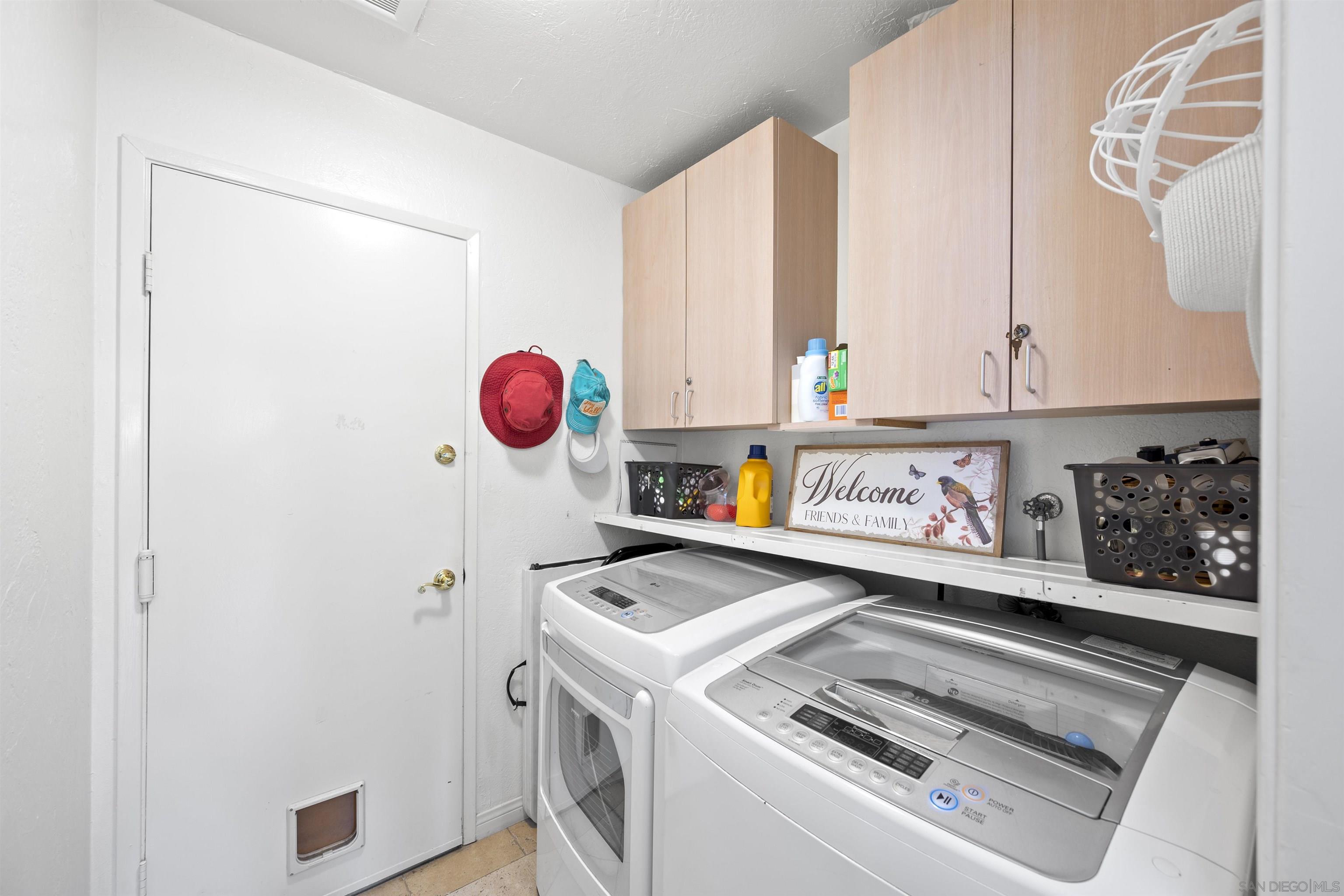 Detail Gallery Image 39 of 56 For 1510  Orangeview Dr  #1-2,  Encinitas,  CA 92024 - 5 Beds | 3 Baths