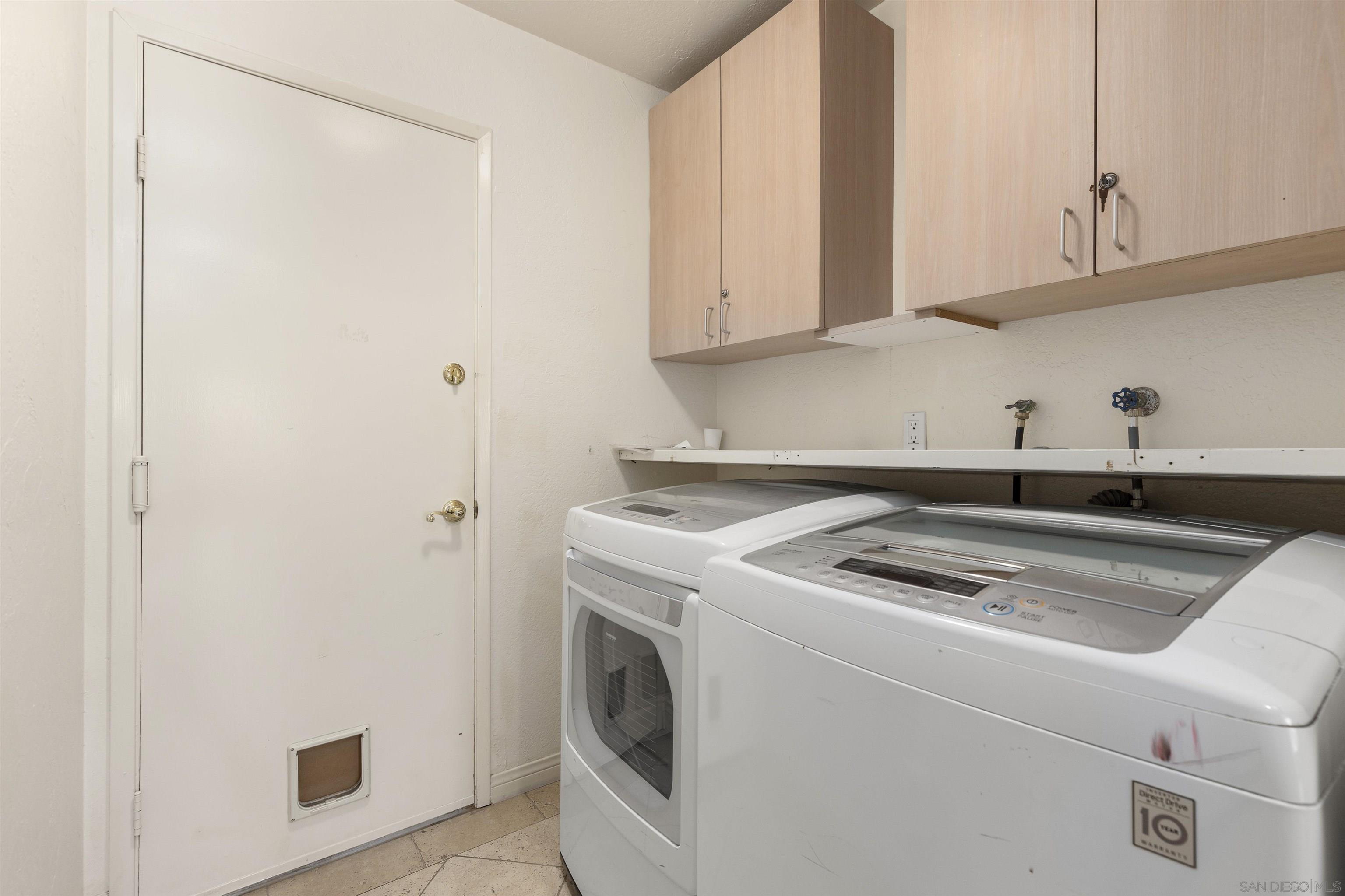 Detail Gallery Image 41 of 49 For 1510  Orangeview Dr  #1-2,  Encinitas,  CA 92024 - 5 Beds | 3 Baths