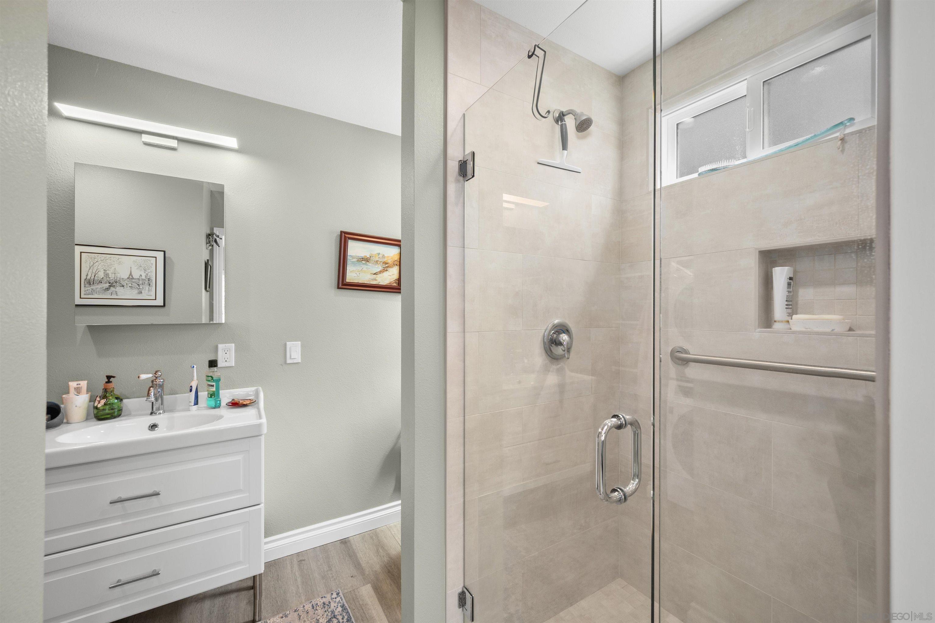 Detail Gallery Image 45 of 49 For 1510  Orangeview Dr  #1-2,  Encinitas,  CA 92024 - 5 Beds | 3 Baths