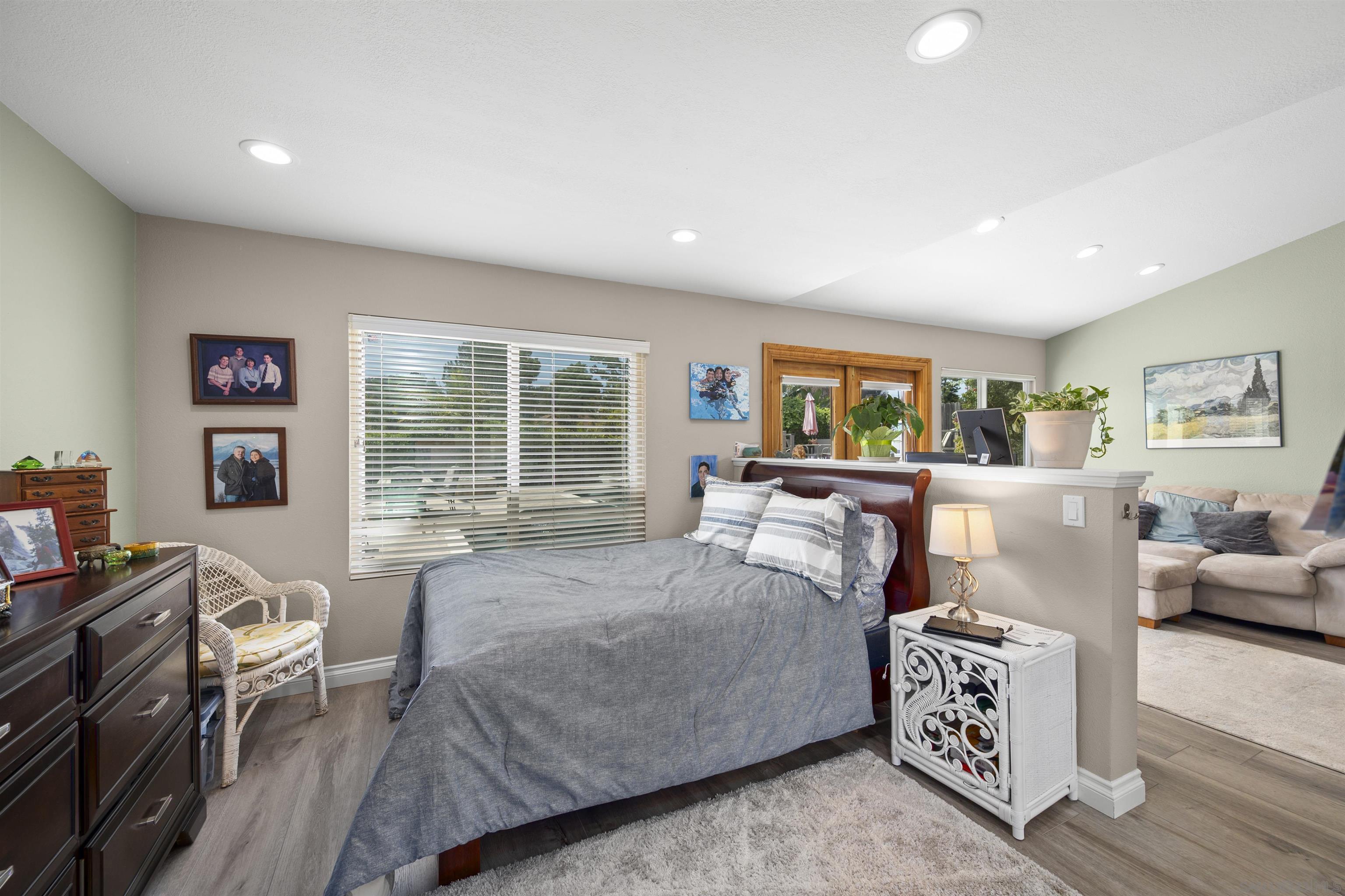 Detail Gallery Image 48 of 56 For 1510  Orangeview Dr  #1-2,  Encinitas,  CA 92024 - 5 Beds | 3 Baths