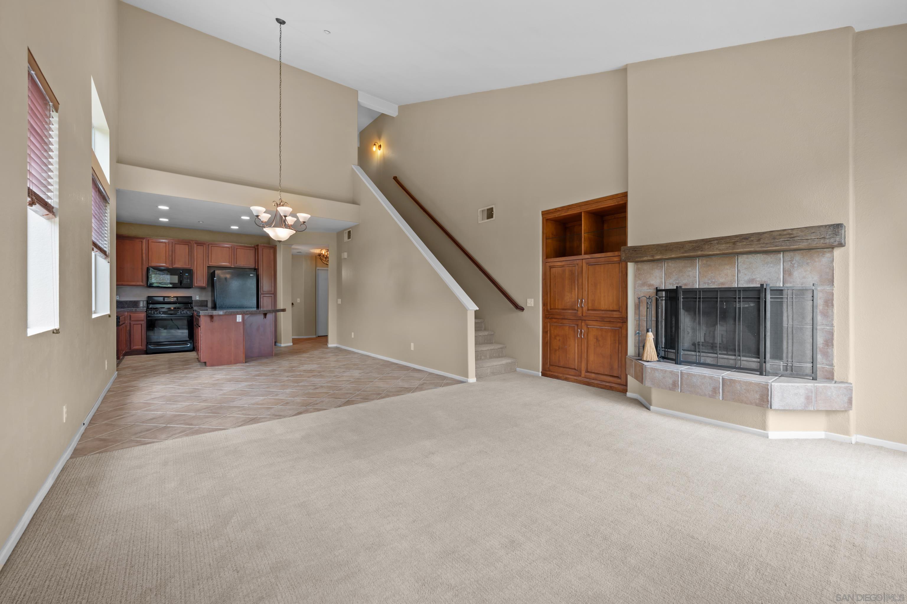 Detail Gallery Image 2 of 34 For 3267  Dehesa Rd  #69,  El Cajon,  CA 92019 - 3 Beds | 2/1 Baths