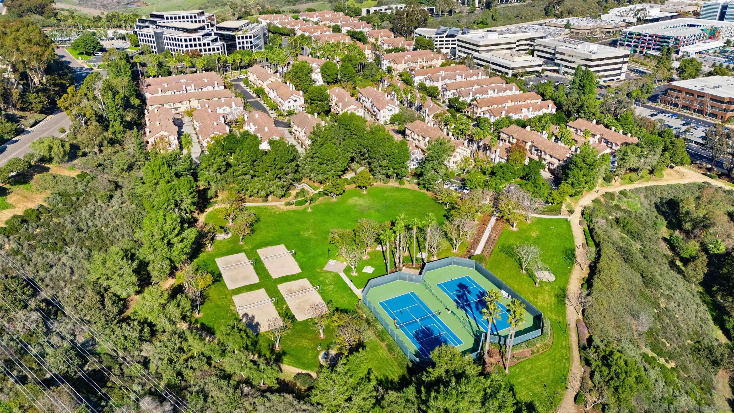 Detail Gallery Image 21 of 26 For 10206  Wateridge Cir  #159,  San Diego,  CA 92121 - 3 Beds | 2/1 Baths