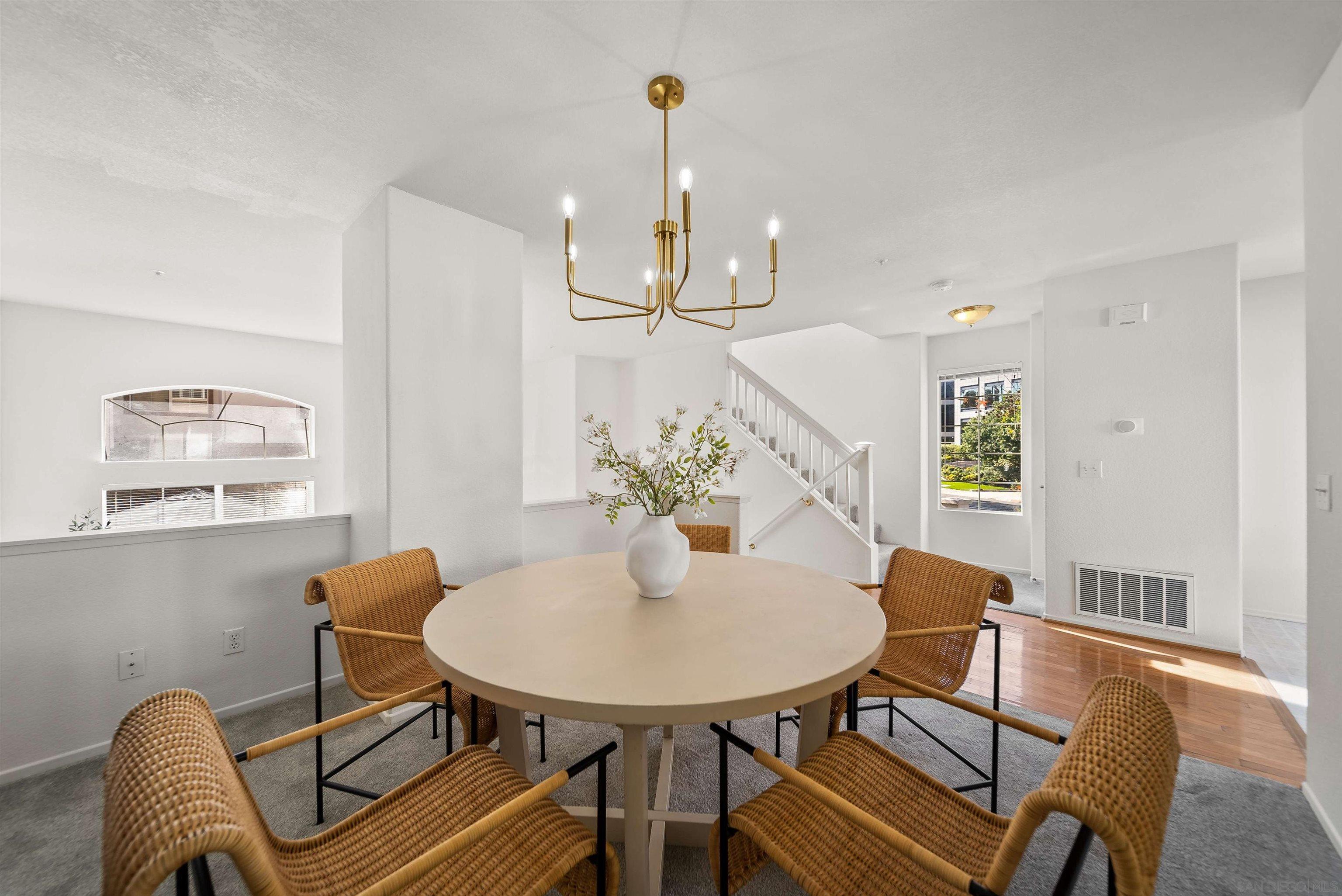 Detail Gallery Image 6 of 26 For 10206  Wateridge Cir  #159,  San Diego,  CA 92121 - 3 Beds | 2/1 Baths