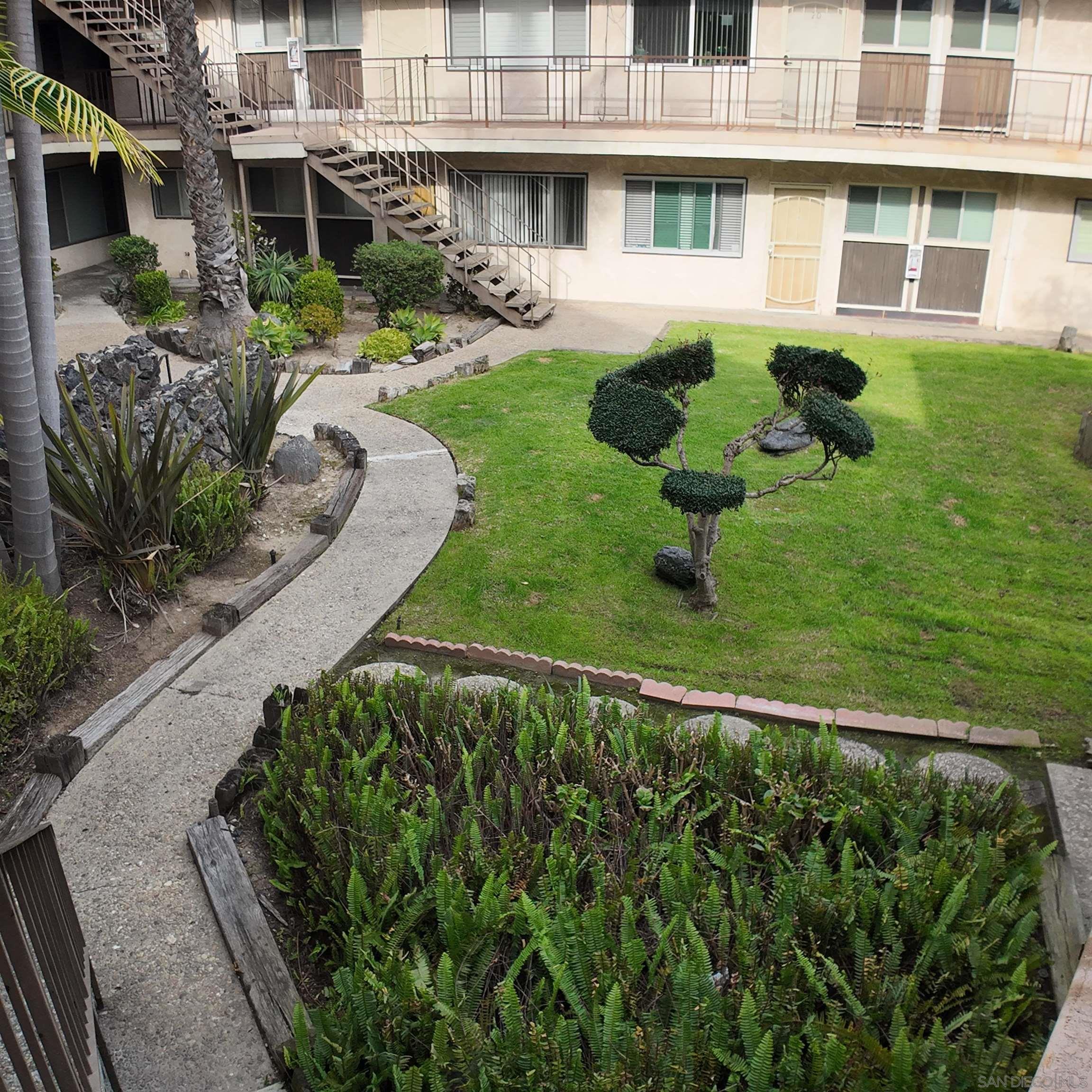 Detail Gallery Image 16 of 16 For 7000 S La Cienega Blvd  #29,  Inglewood,  CA 90302 - 2 Beds | 1/1 Baths