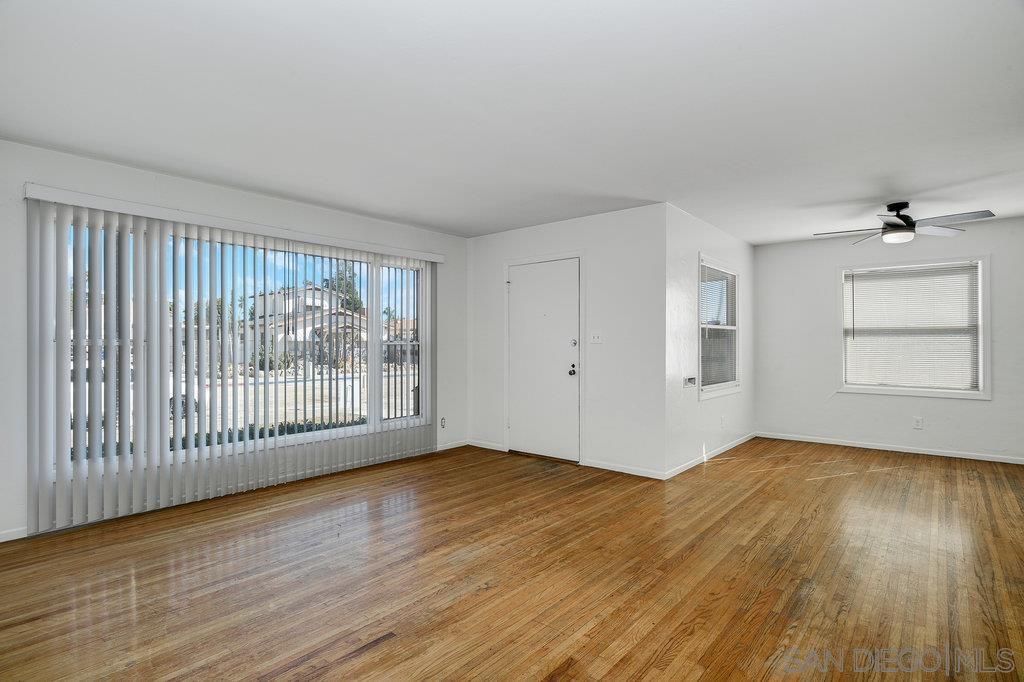 Detail Gallery Image 3 of 32 For 4518  52nd Street, San Diego,  CA 92115 - 3 Beds | 2 Baths