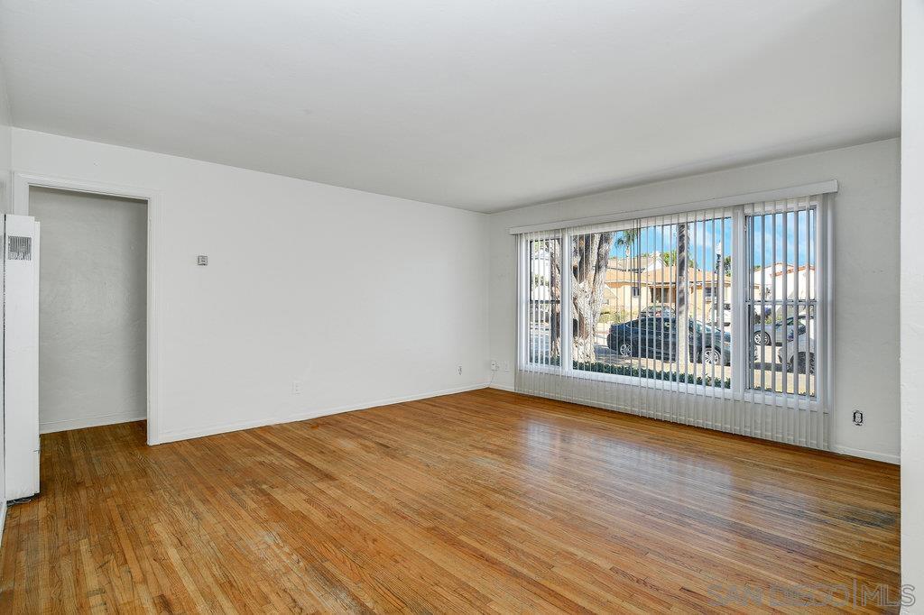 Detail Gallery Image 4 of 32 For 4518  52nd Street, San Diego,  CA 92115 - 3 Beds | 2 Baths