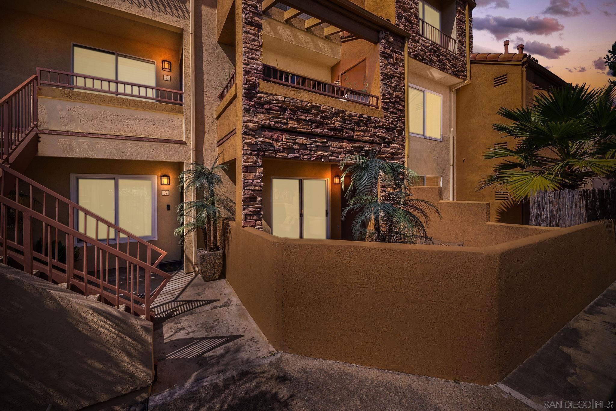 Detail Gallery Image 2 of 21 For 15273  Maturin Dr 28, San Diego,  CA 92127 - 1 Beds | 1 Baths