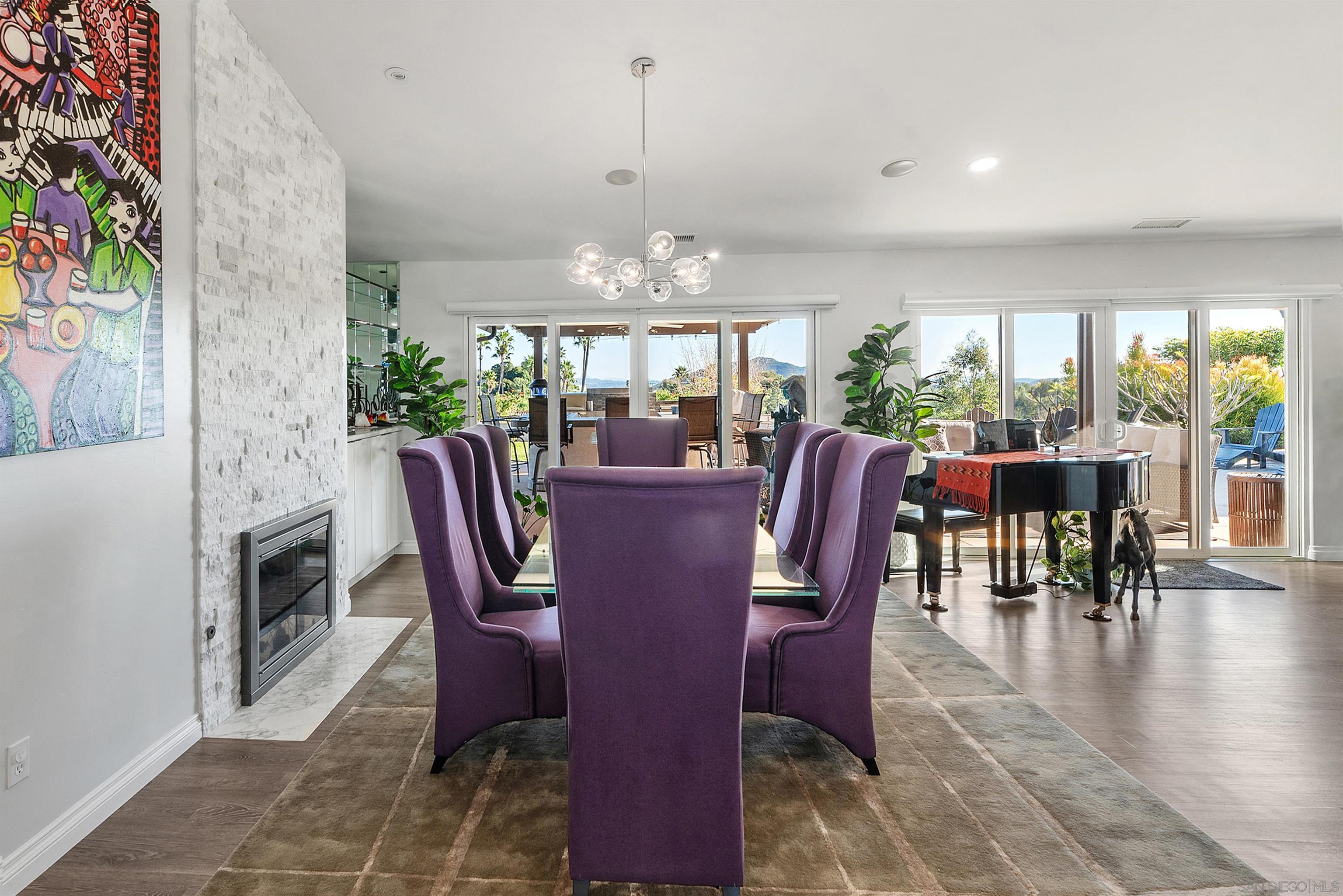 Detail Gallery Image 16 of 62 For 1427  Buckskin Dr, Escondido,  CA 92029 - 5 Beds | 2/1 Baths