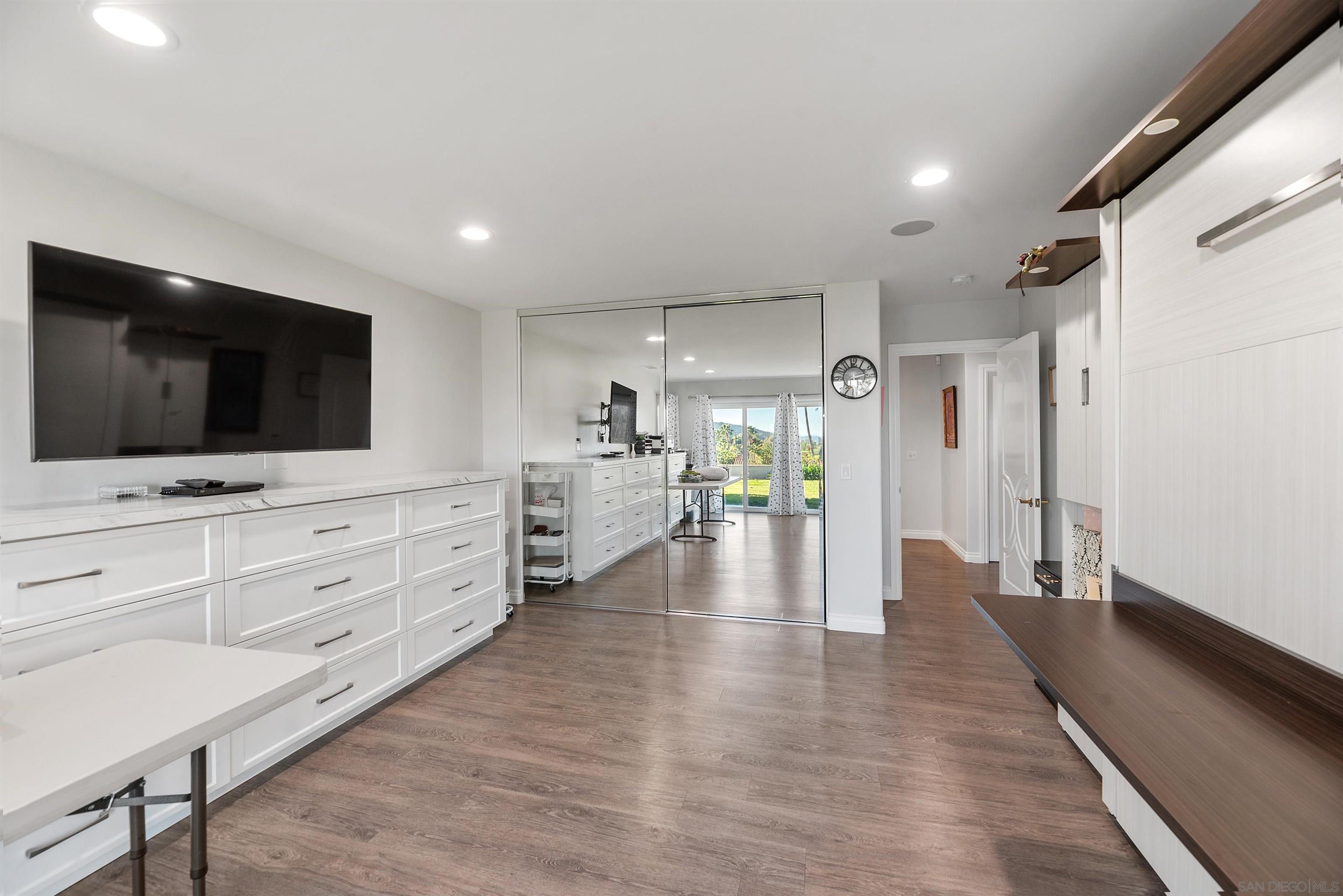 Detail Gallery Image 41 of 62 For 1427  Buckskin Dr, Escondido,  CA 92029 - 5 Beds | 2/1 Baths