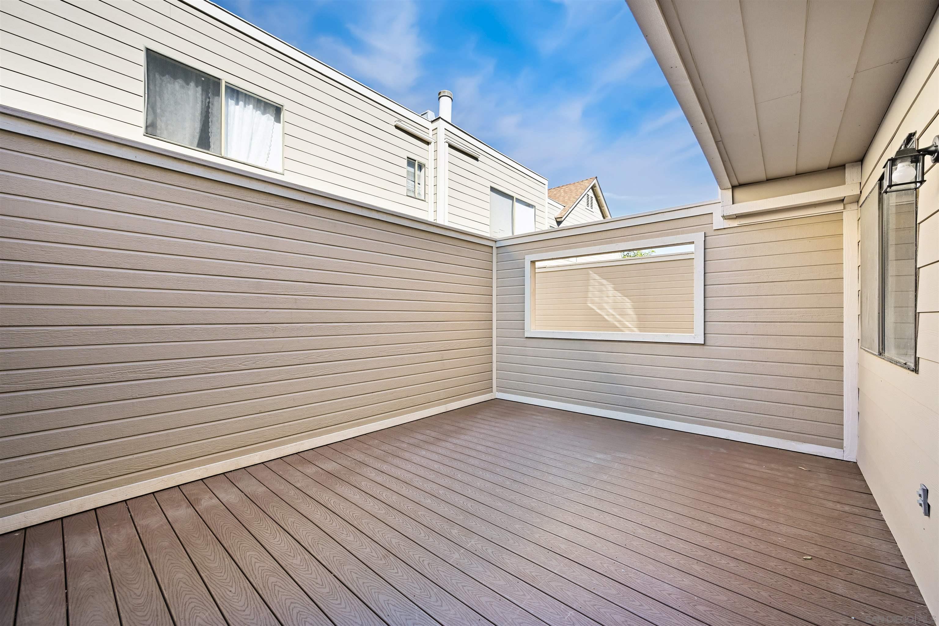 Detail Gallery Image 13 of 26 For 9260  Towne Centre Dr  #17,  San Diego,  CA 92121 - 2 Beds | 2/1 Baths