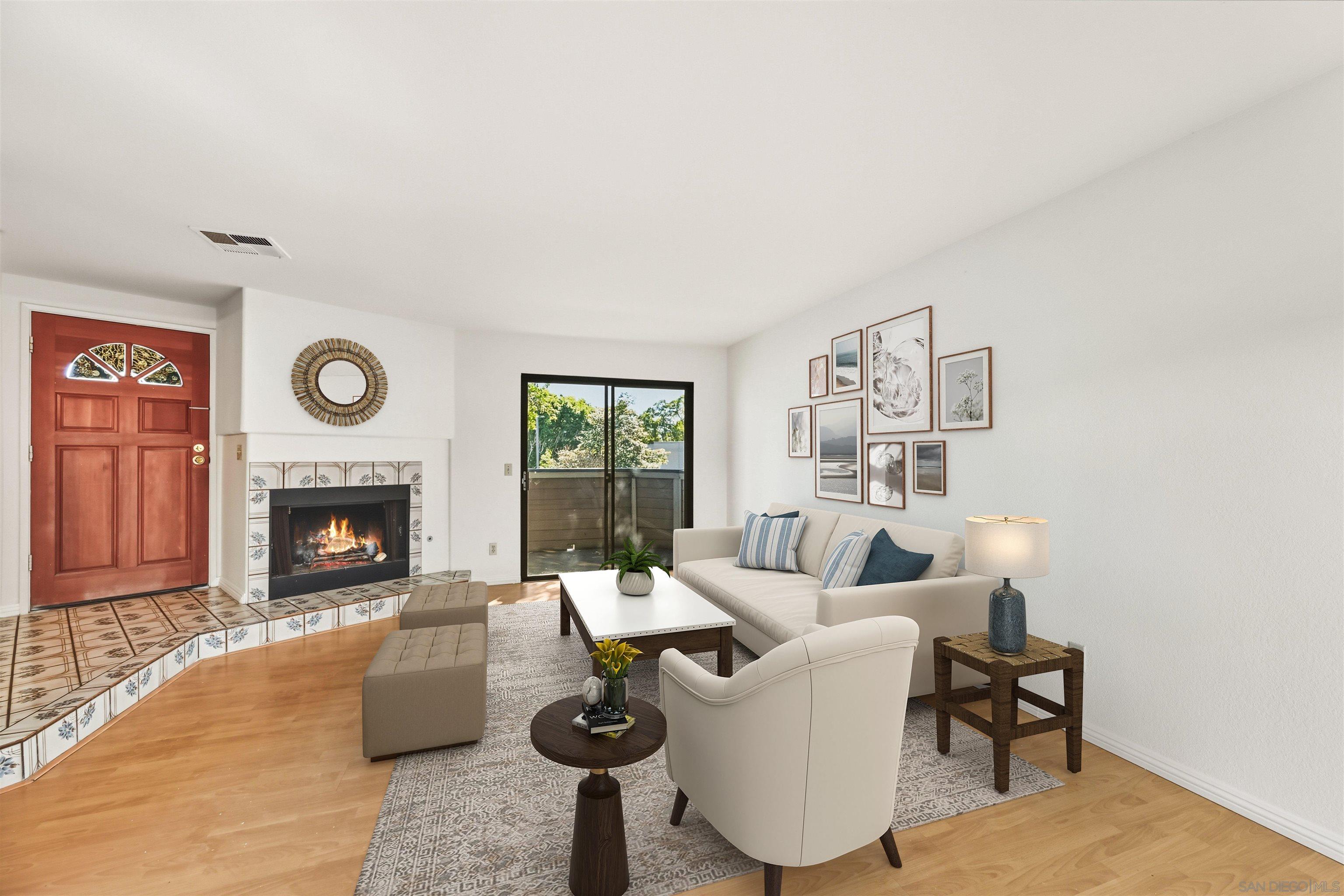 Detail Gallery Image 5 of 26 For 9260  Towne Centre Dr  #17,  San Diego,  CA 92121 - 2 Beds | 2/1 Baths