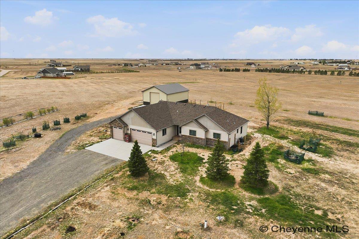 1153 VERLAN WAY
