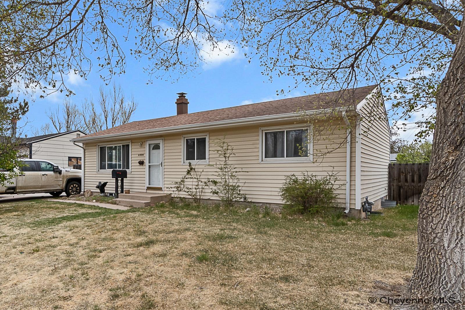 4004 E 9th St, Cheyenne Wyoming