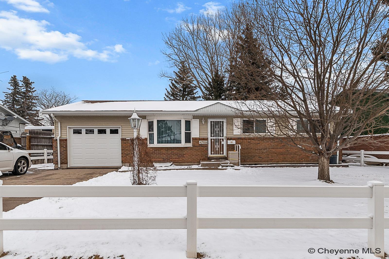 4769 Windmill Rd, Cheyenne Wyoming