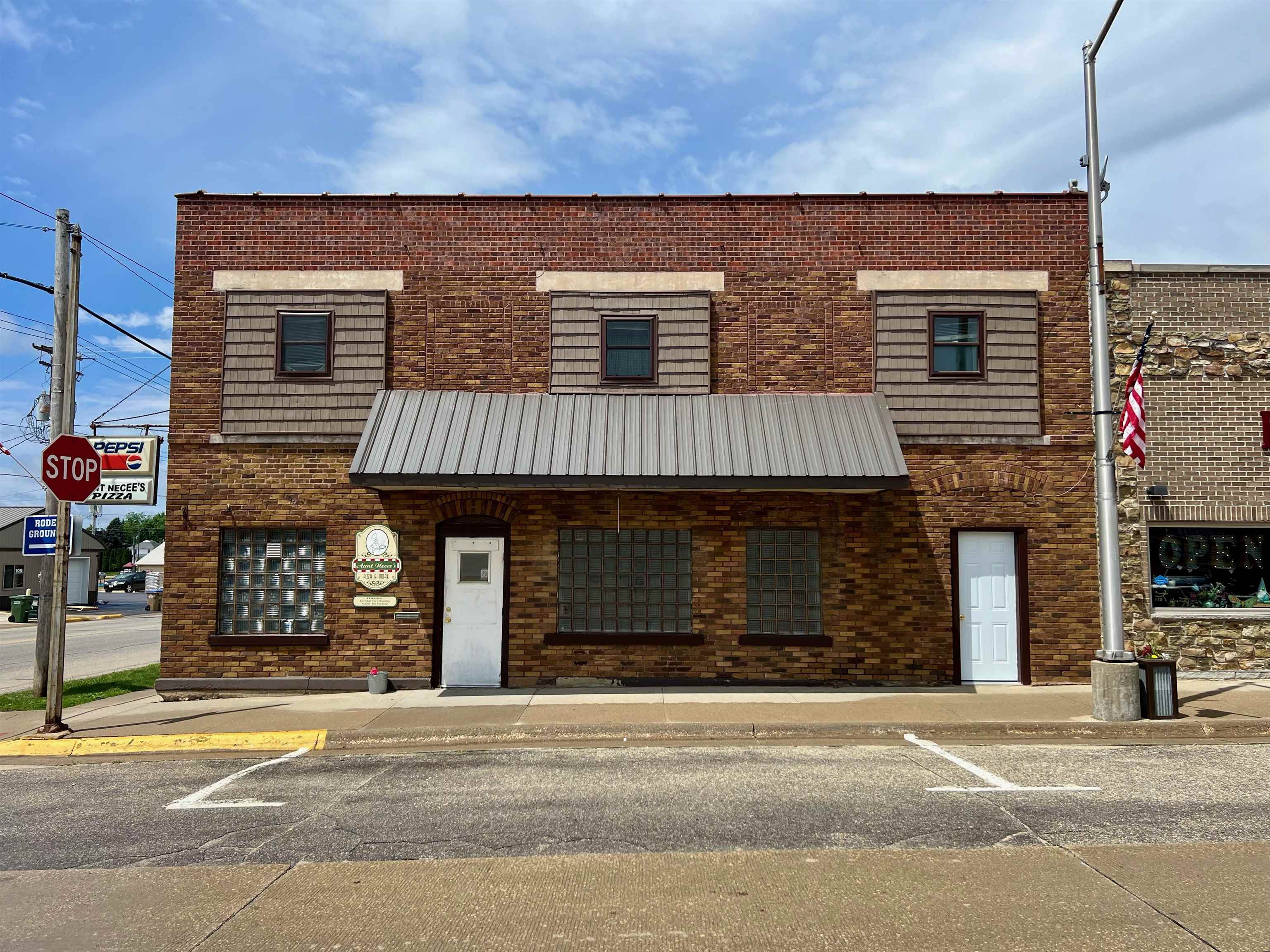 100 N Washington Street