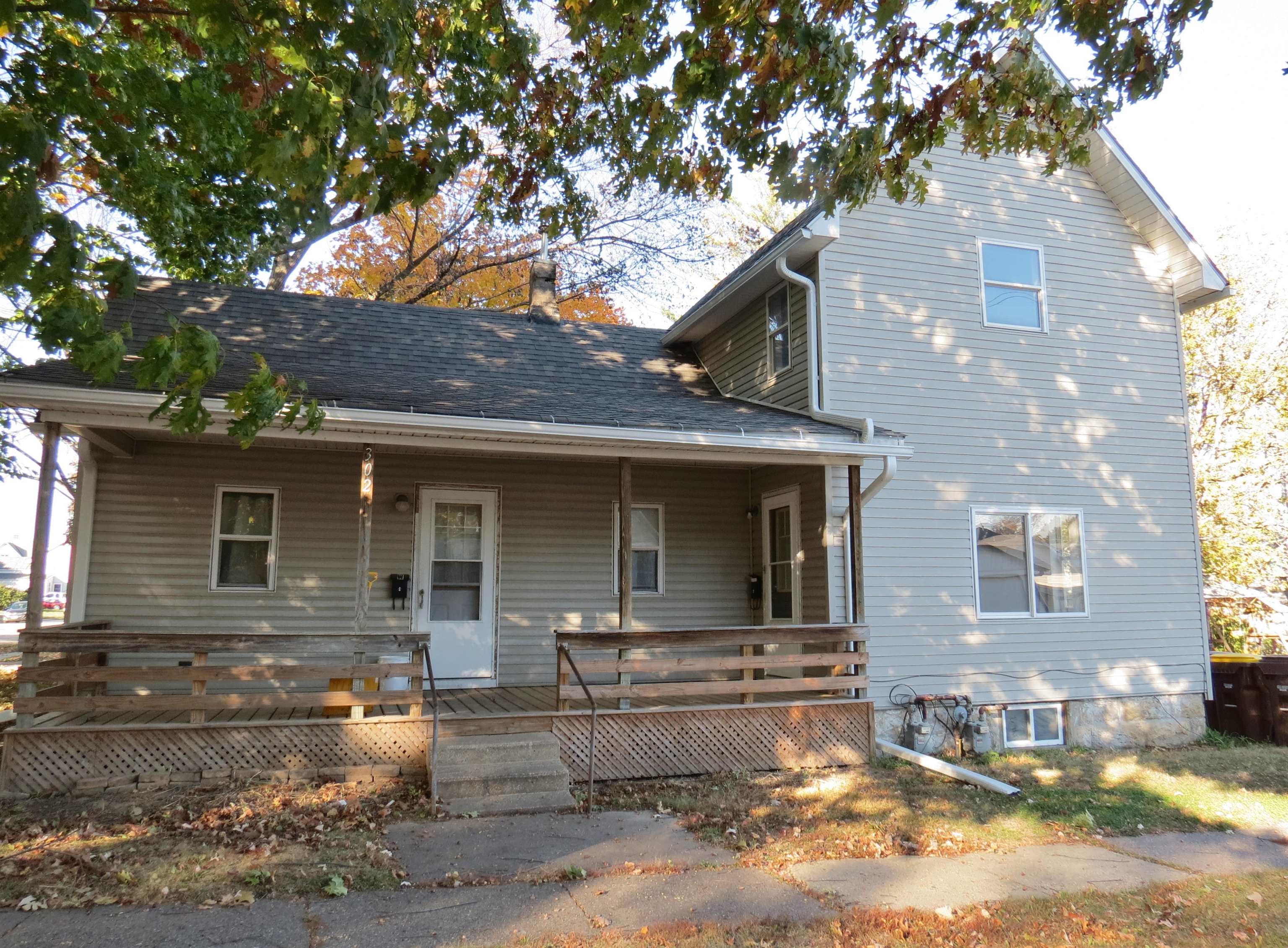 302 E Maple Street