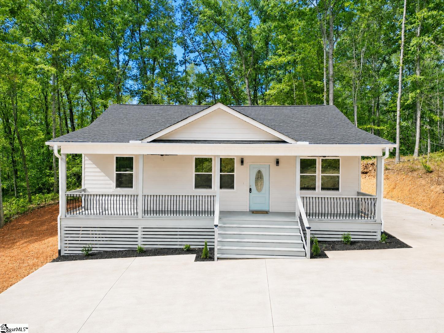 425 Tiger Lane Westminster, SC 29693