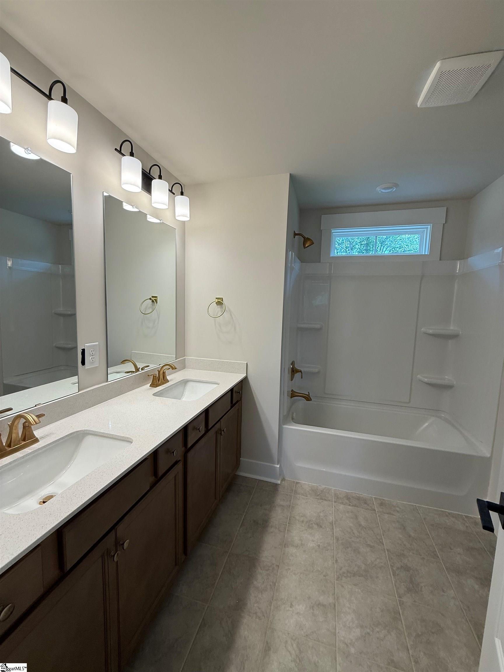 319 Summerall Drive photo 17