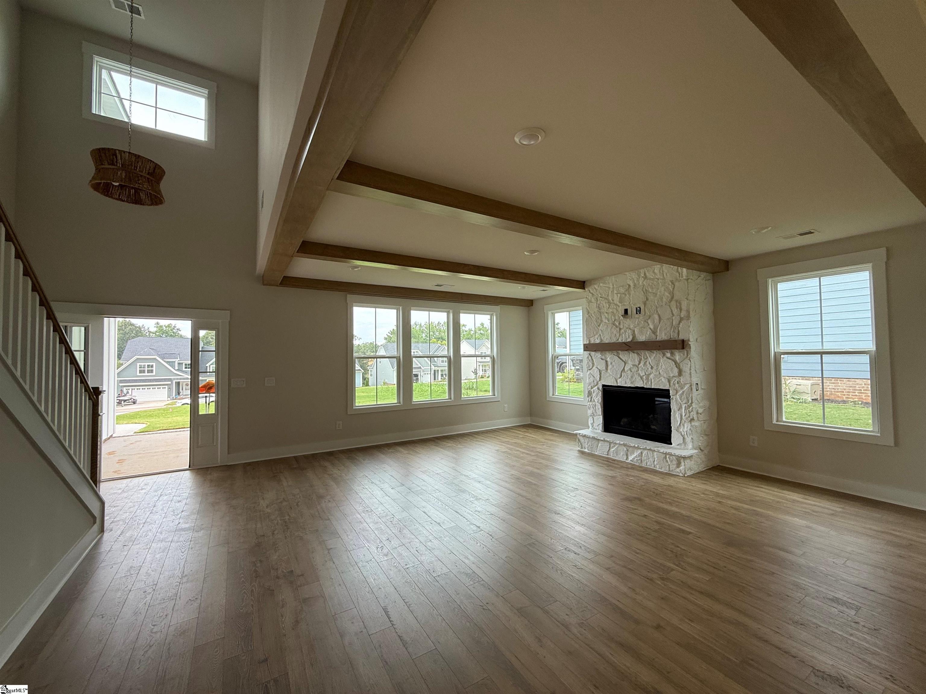 319 Summerall Drive photo 4